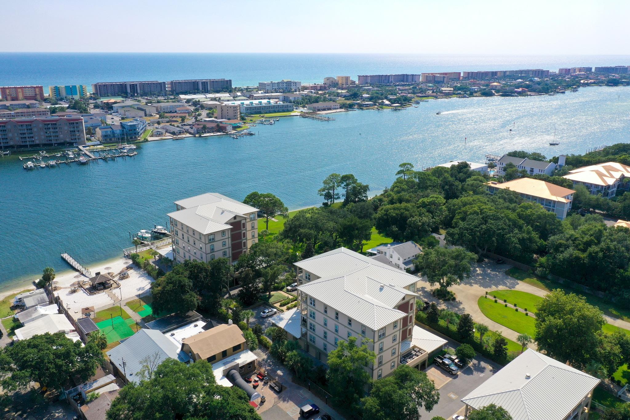 SAILWATCH LANDING - Residential