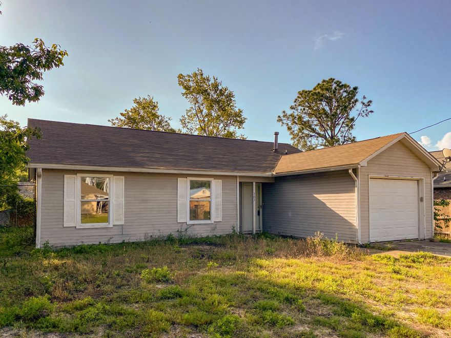 Check this out! You're a pretty handy person. Or maybe you're not, but you have some friends who are. Whatever the case may be, you've just discovered a solid opportunity! With the right amount of TLC and a little sweat equity, this home has great potential. Whether you're looking for a nice little starter home or an income-producing rental machine, this is it! Conveniently located close to Hurlburt Field, you've got quick access to Navarre and Fort Walton Beach. Don't miss out on this amazing opportunity before it's gone!