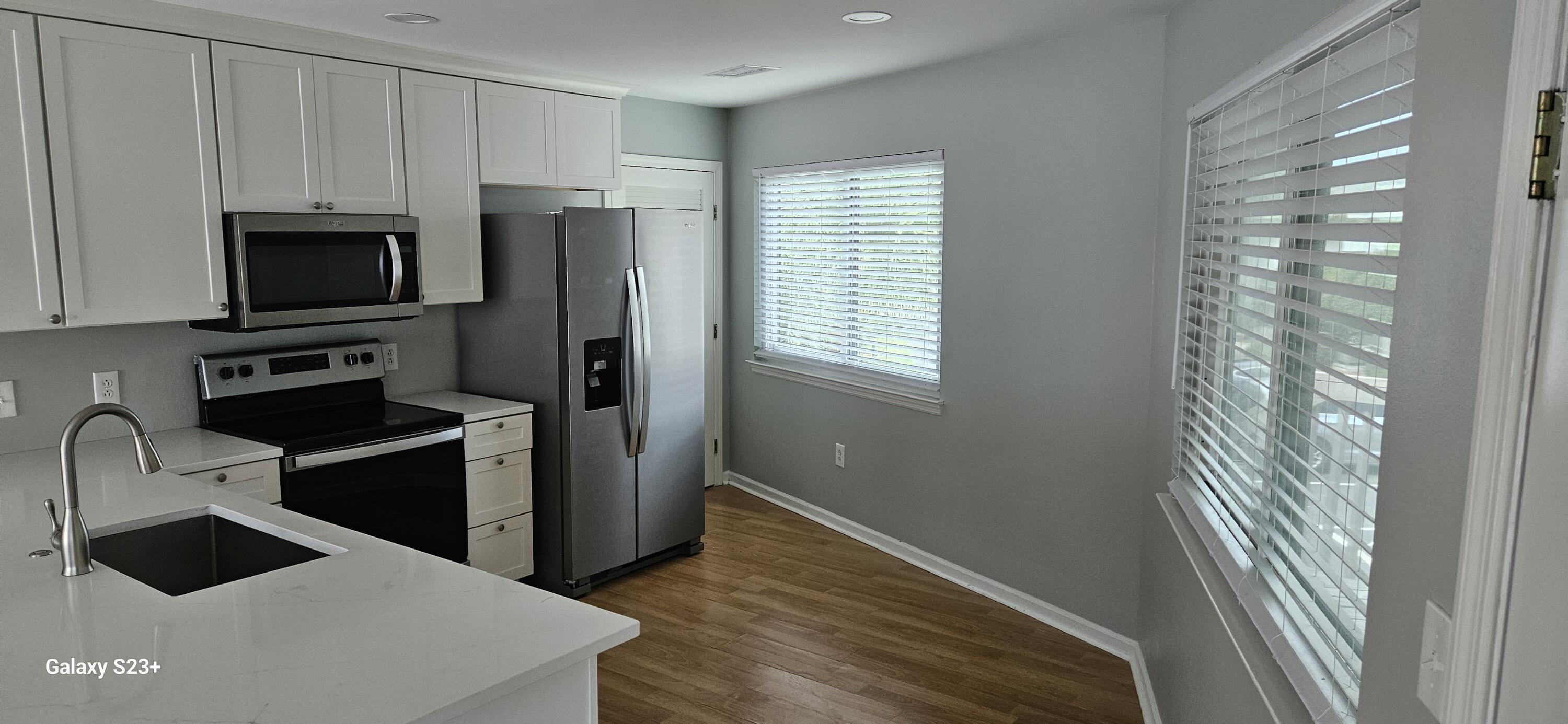 CRYSTAL VILLAGE 2 CONDO PH 1 - Residential