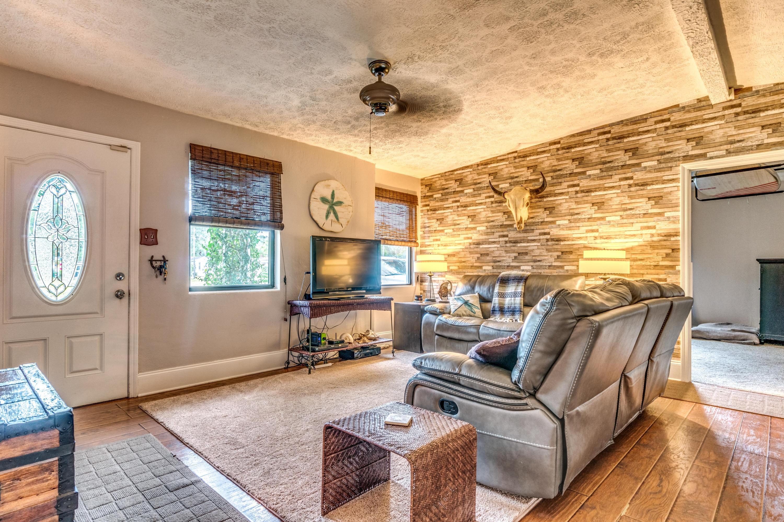 GARNIERS BEACH 2ND - Residential