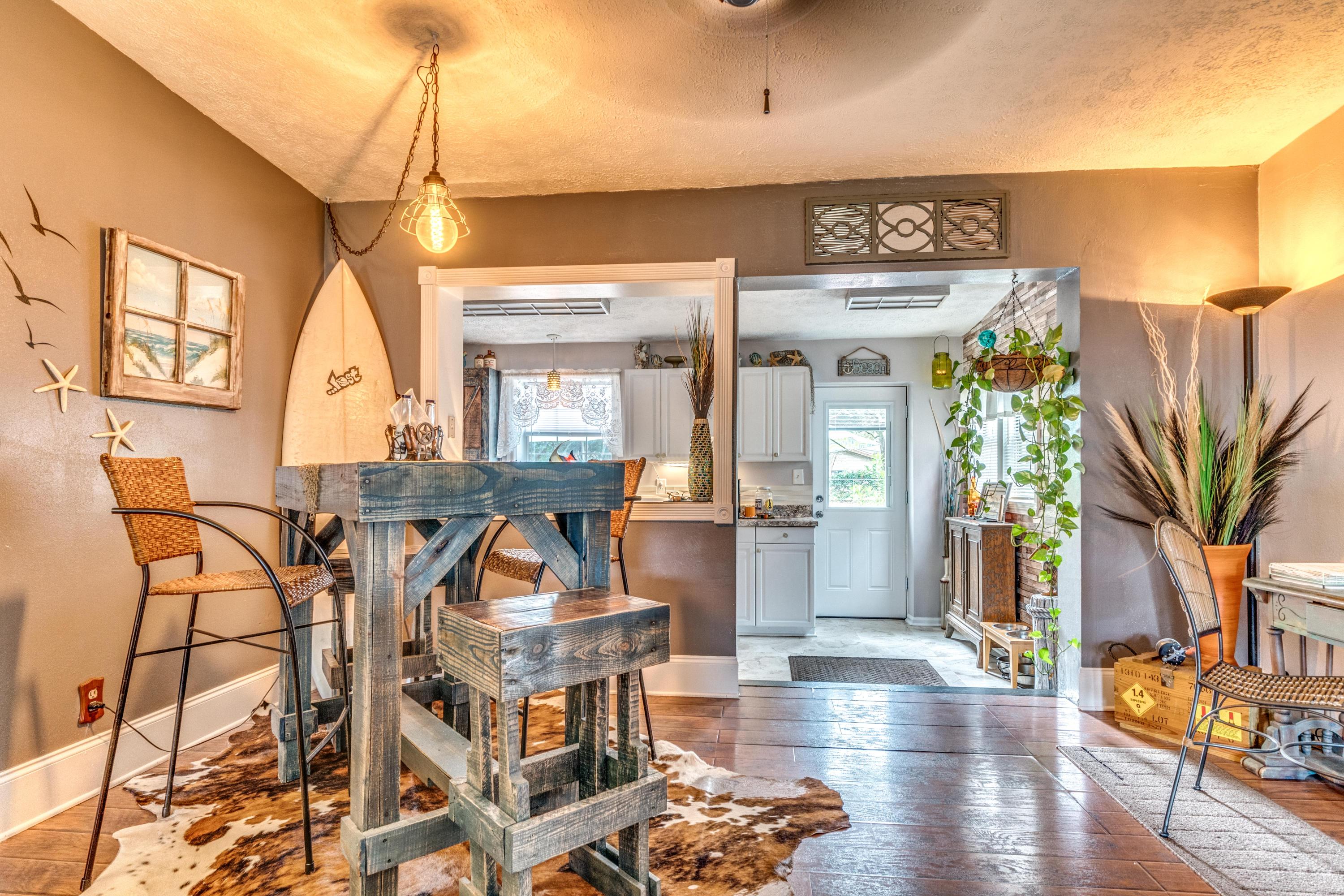 GARNIERS BEACH 2ND - Residential