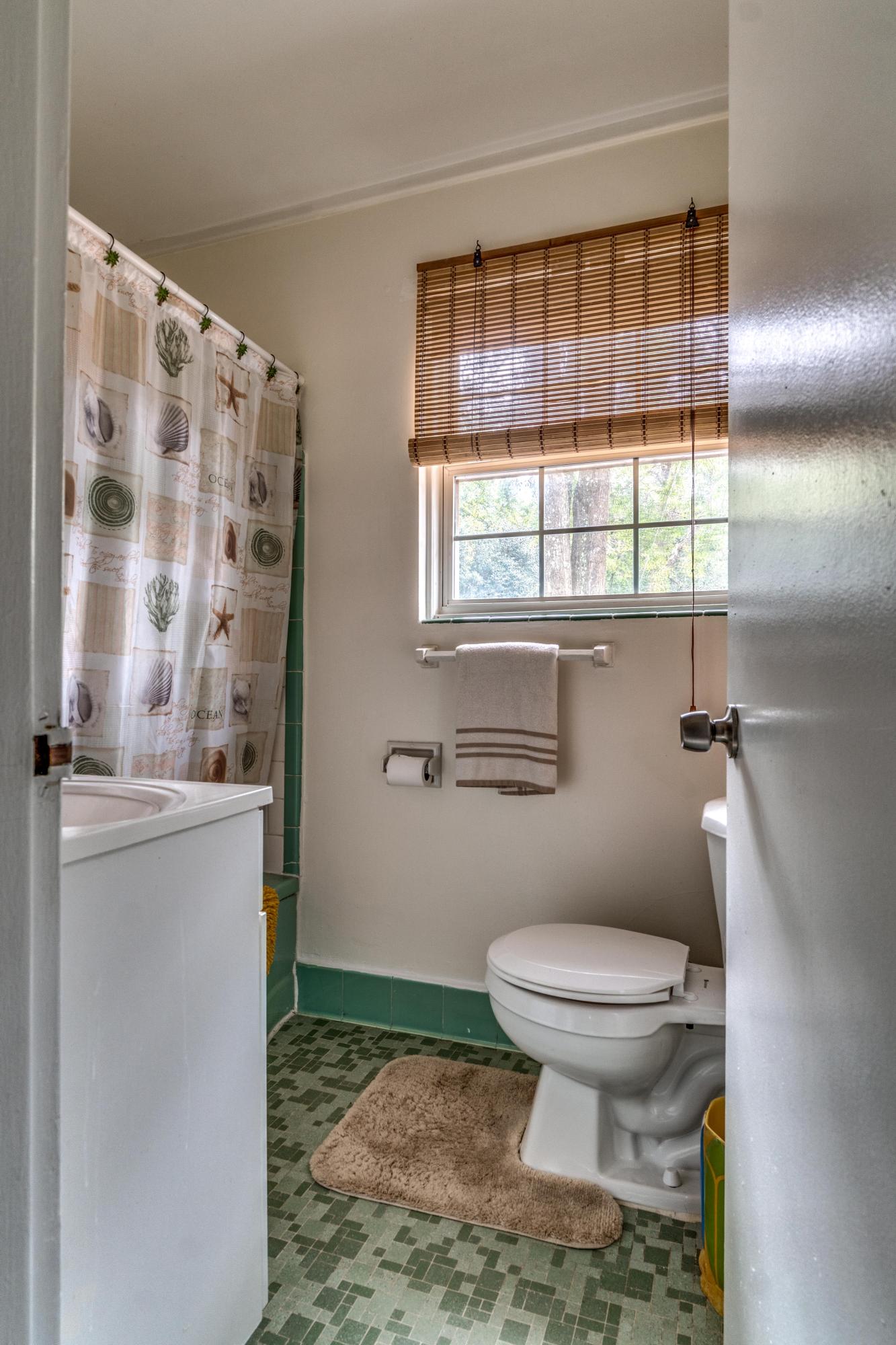 GARNIERS BEACH 2ND - Residential