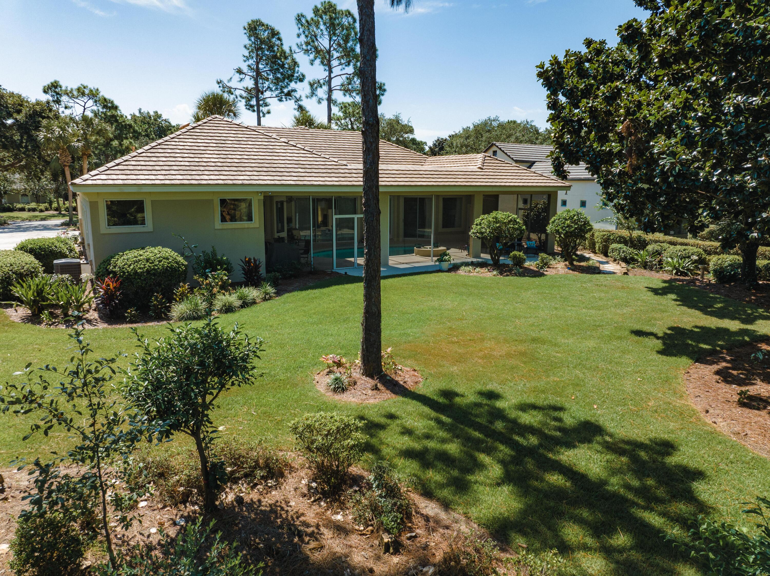 BAYTOWNE AVE EAST - Residential