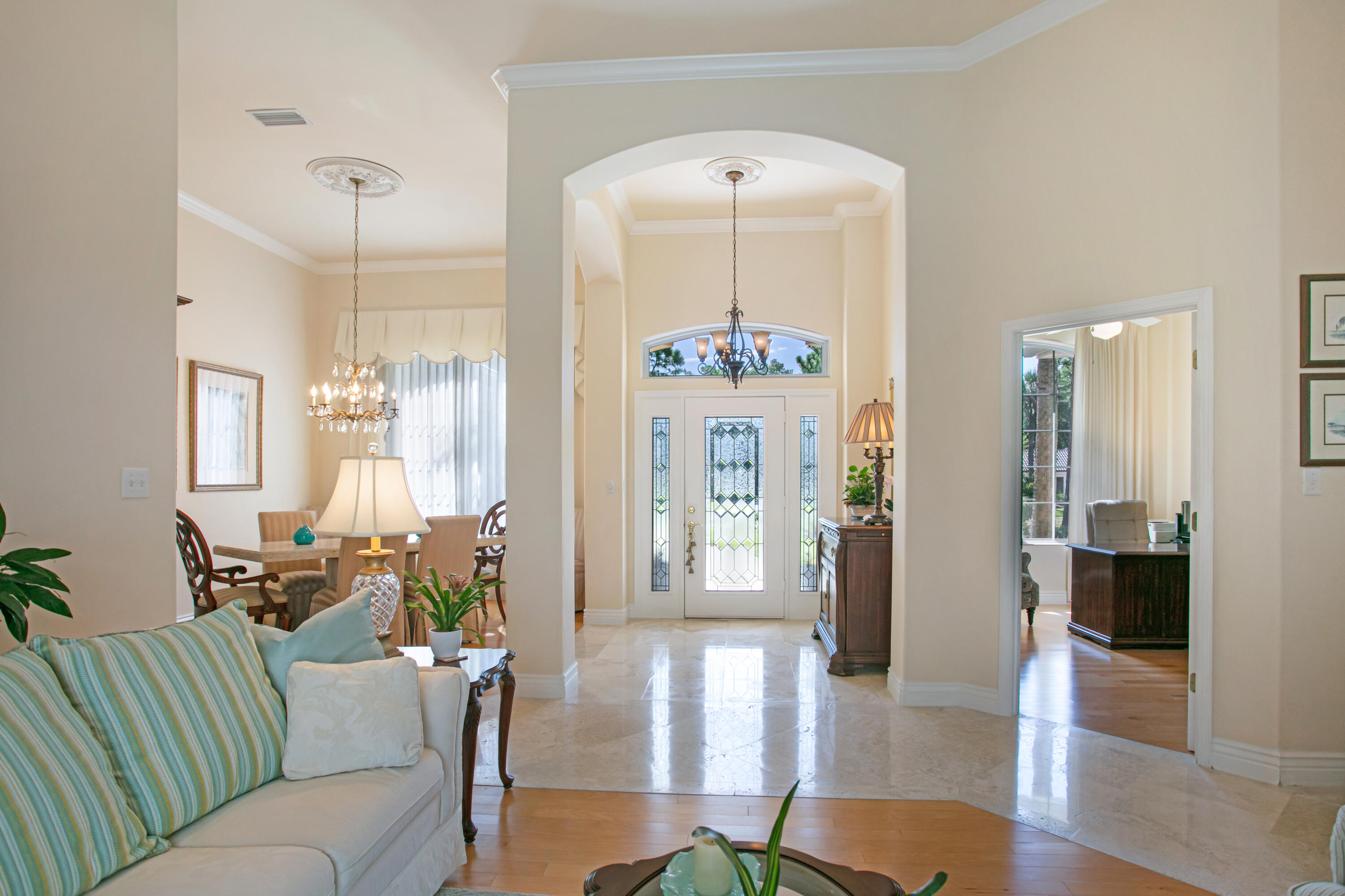 BAYTOWNE AVE EAST - Residential