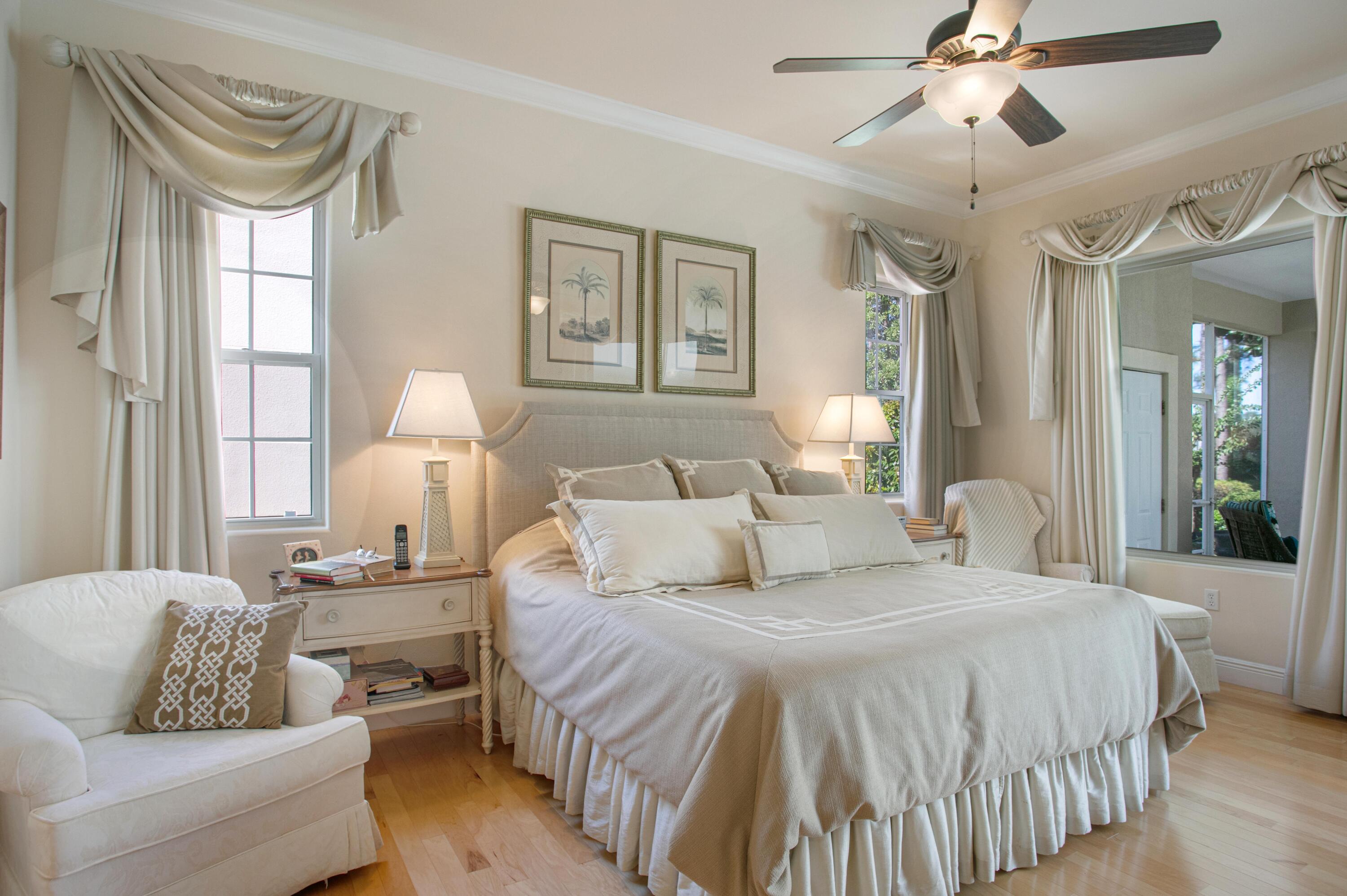 BAYTOWNE AVE EAST - Residential