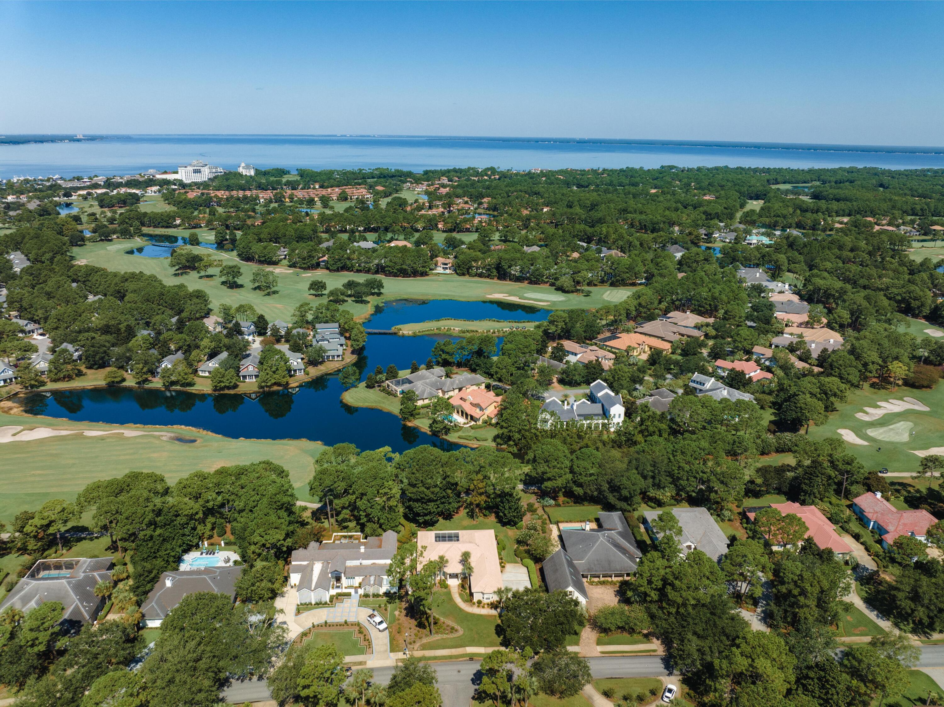 BAYTOWNE AVE EAST - Residential