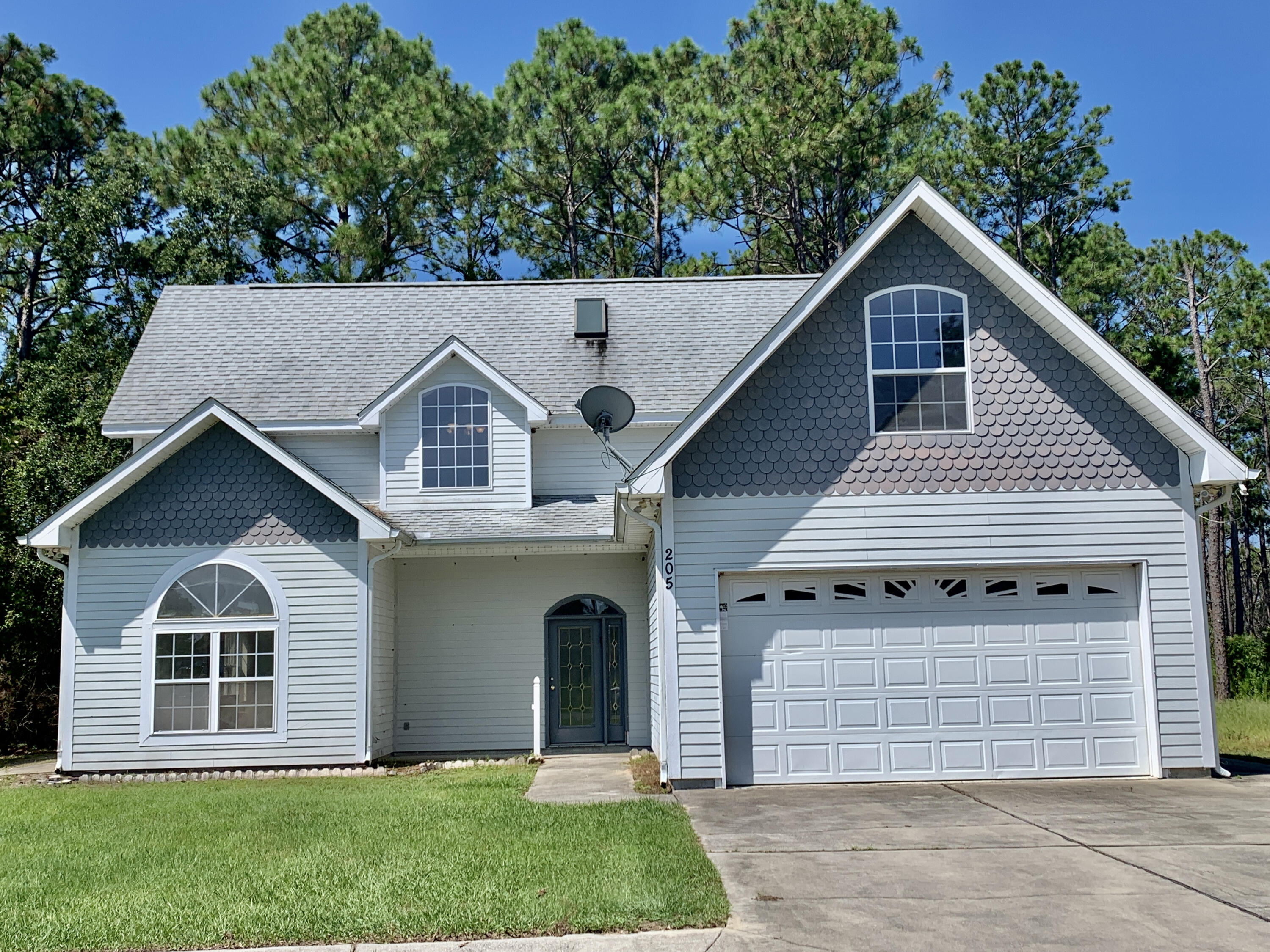 REO. Large home in desirable MACK BAYOU ESTATES! 4 Bedrooms with master suite located on the 1st floor. Home has high ceilings, large living area, large laundry room, backyard patio with sliding door to both the great room and master bedroom. This one has a 2 car garage and lots of unique touches, including a bonus room upstairs, perfect for an office or a play room for the kids! This property is now active in an online auction. All offers must be submitted through the property's listing page on www.auction.com. The sale will be subject to a 5% buyer's premium pursuant to the Auction Terms and Conditions (minimums may apply). All auction bids will be processed subject to seller approval. The property will be available for live bidding beginning August 22nd through August 24th.