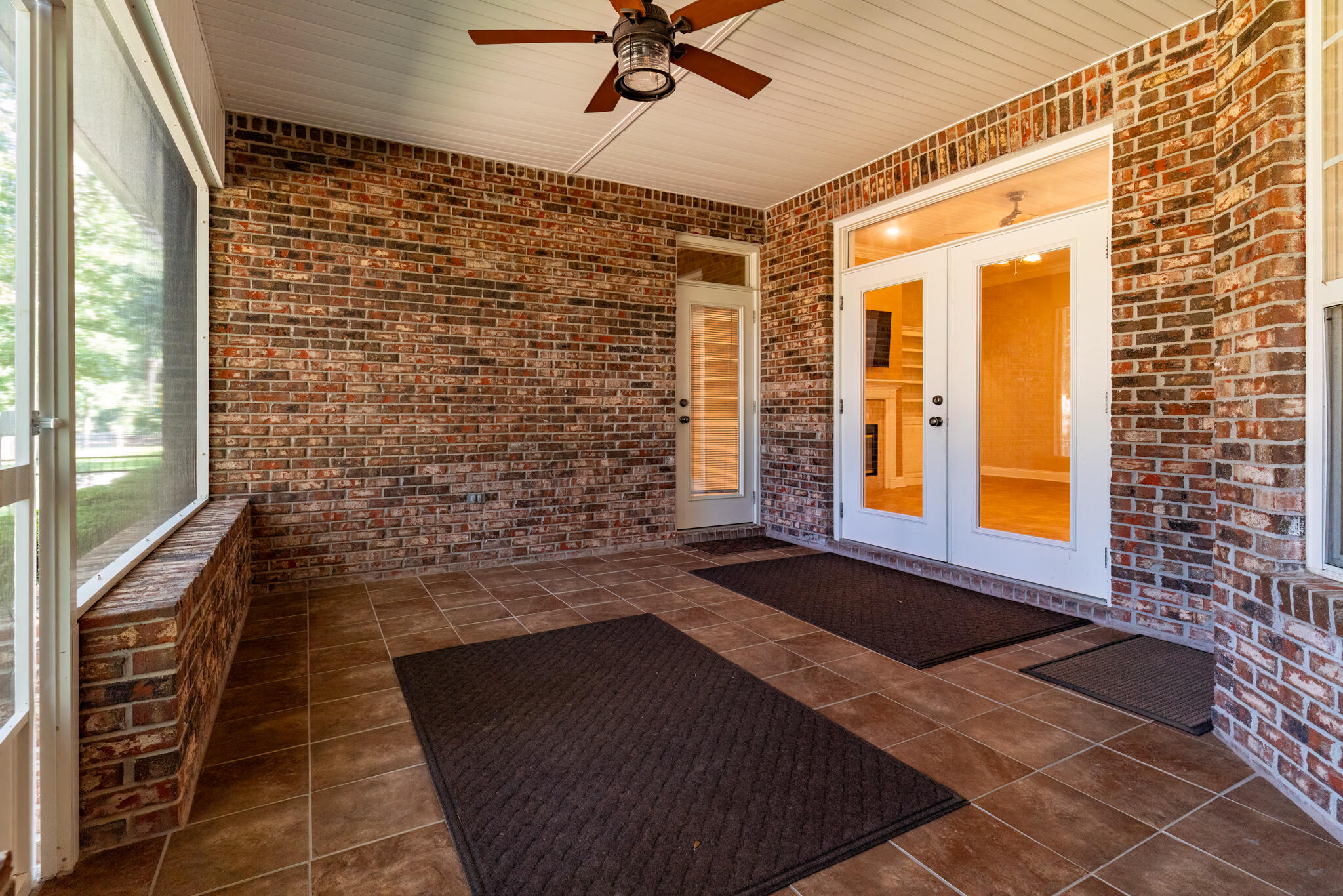 CLAIRES VINEYARD - Residential