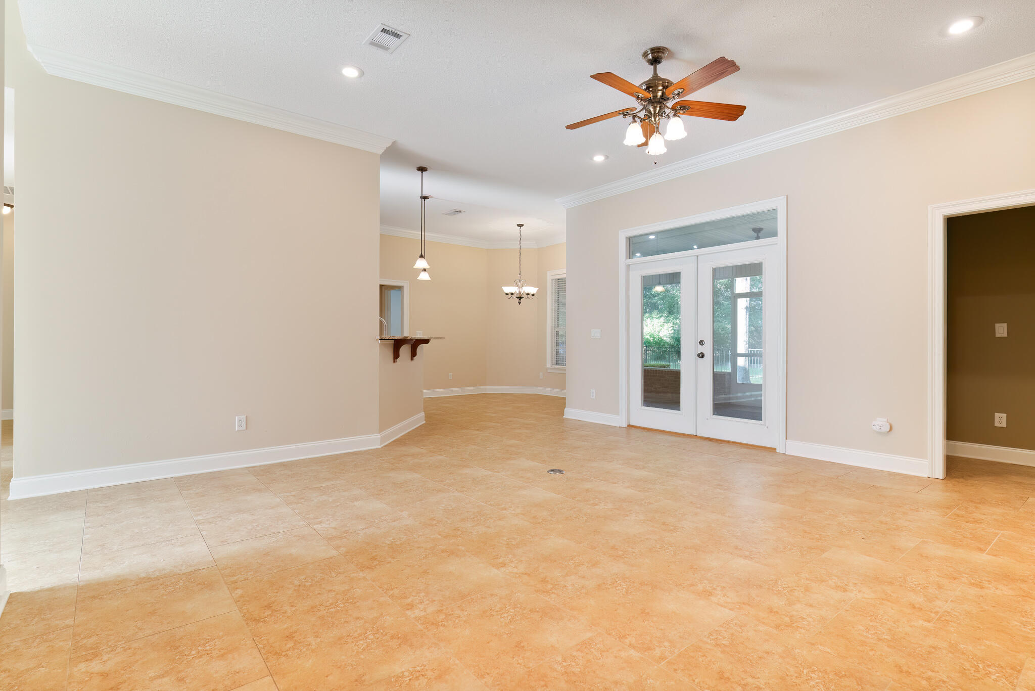 CLAIRES VINEYARD - Residential