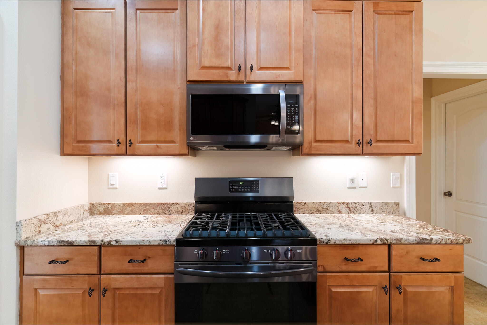 CLAIRES VINEYARD - Residential