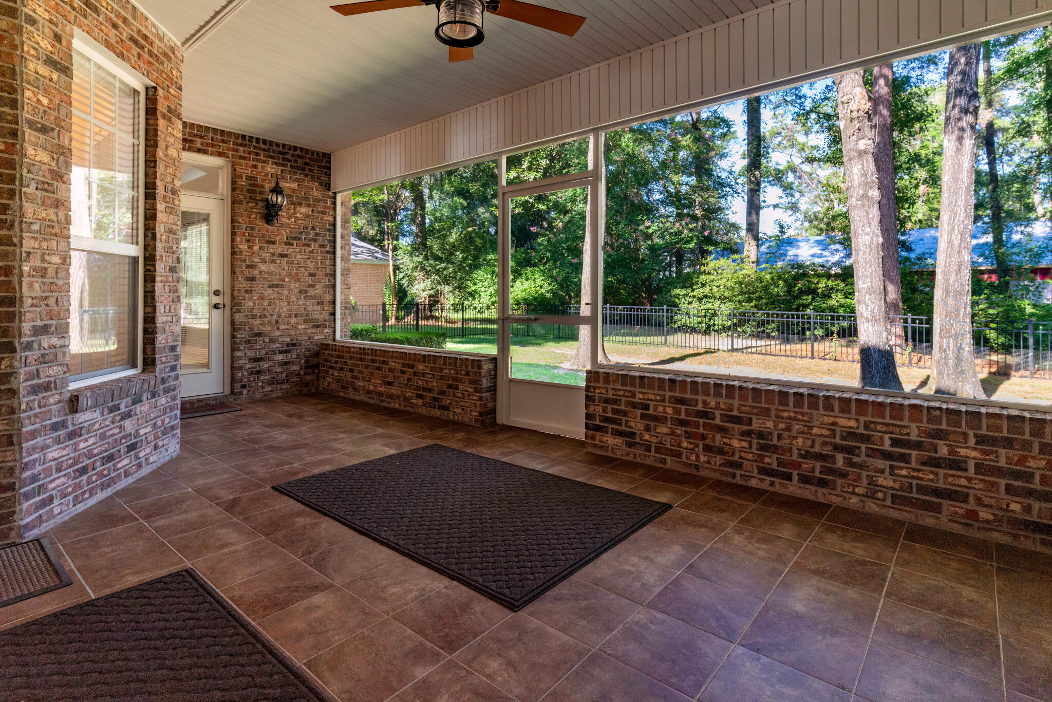 CLAIRES VINEYARD - Residential