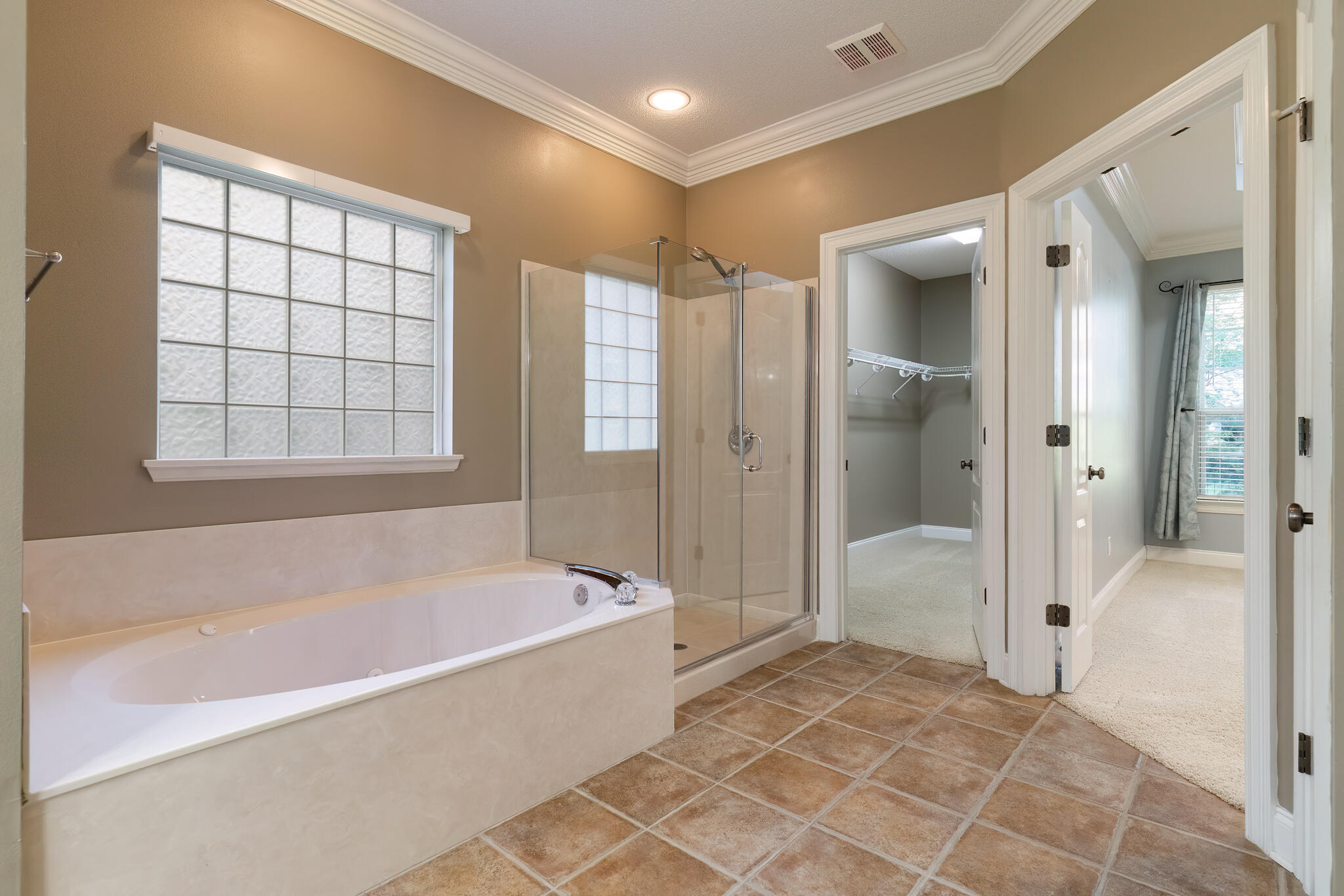 CLAIRES VINEYARD - Residential