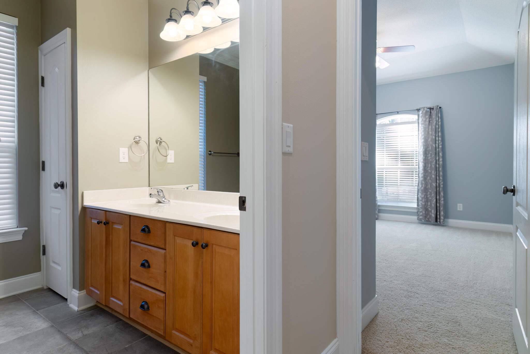 CLAIRES VINEYARD - Residential