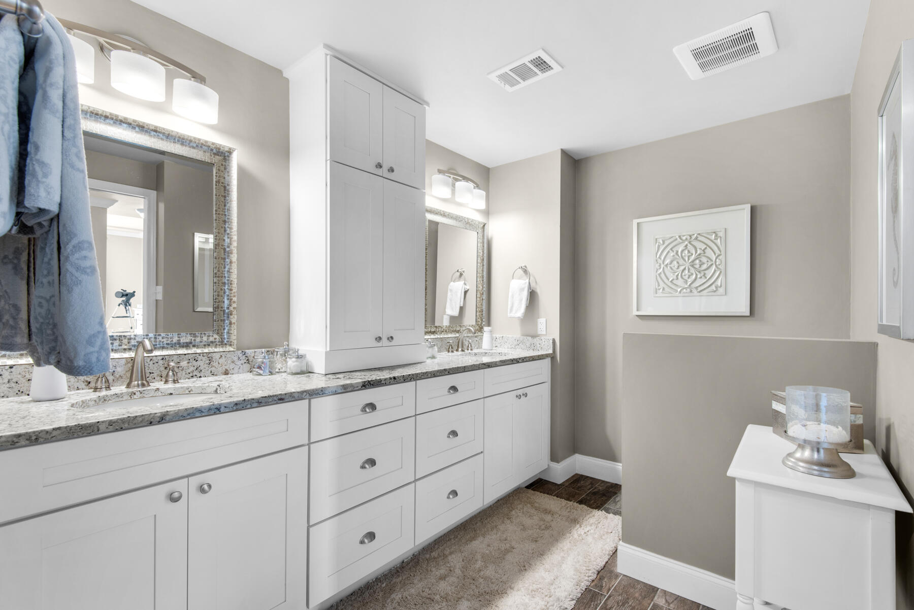 Compass Rose - Residential