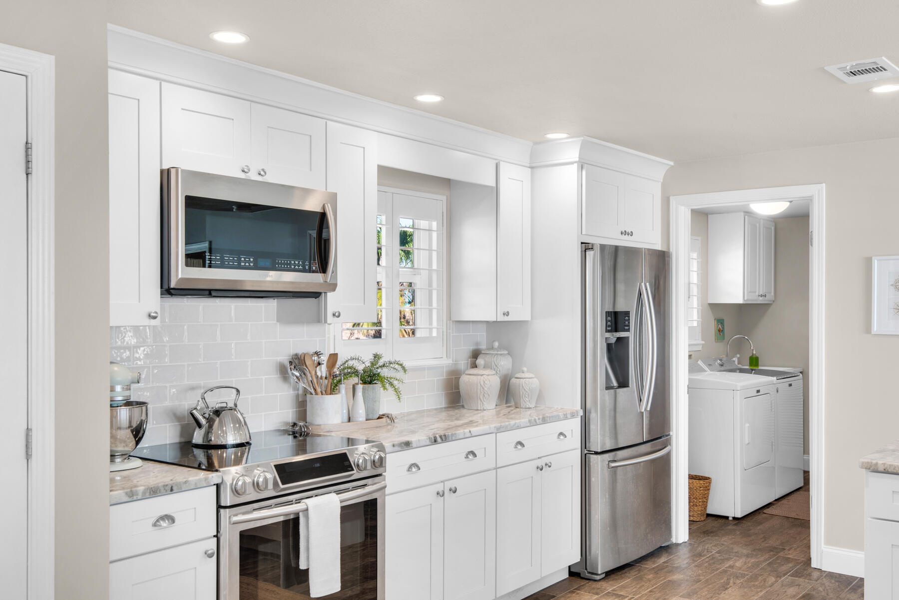 Compass Rose - Residential