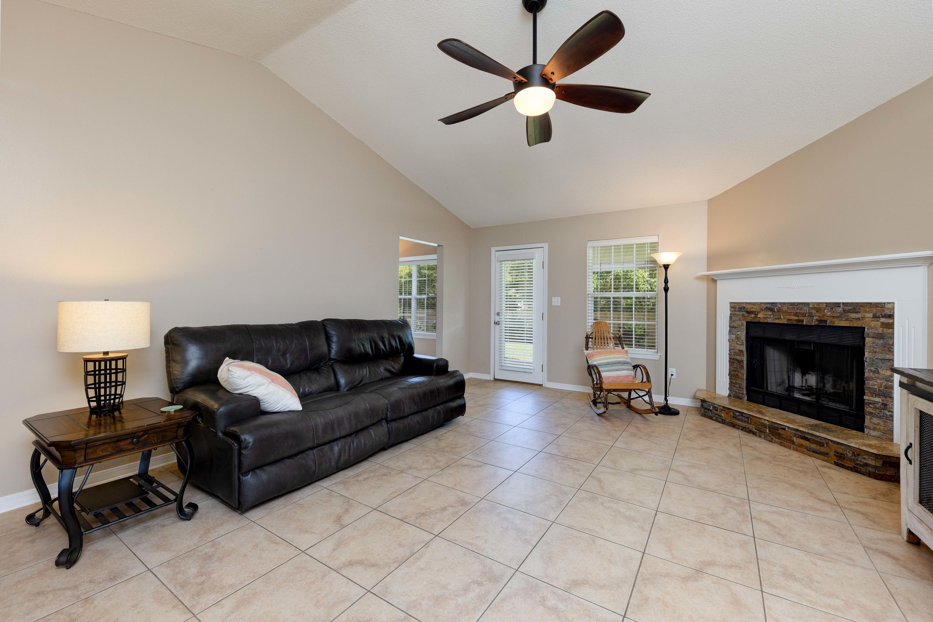 WOODBINE FARMS - Residential