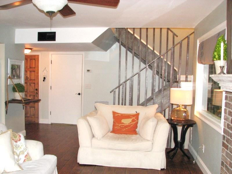 HIDDEN COVE T/H - Residential