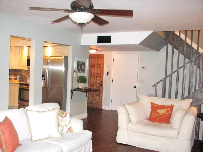 HIDDEN COVE T/H - Residential