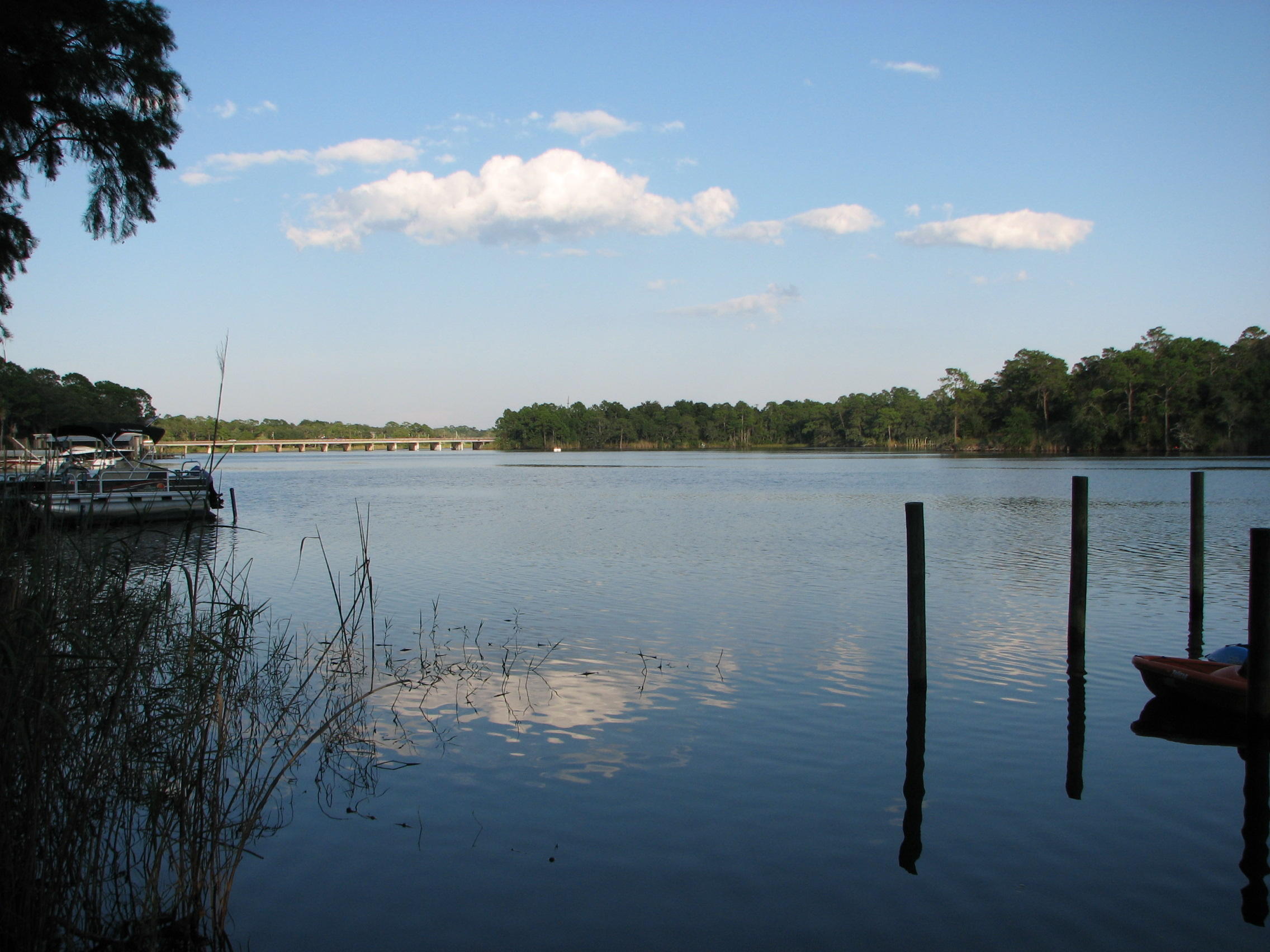 HIDDEN COVE T/H - Residential