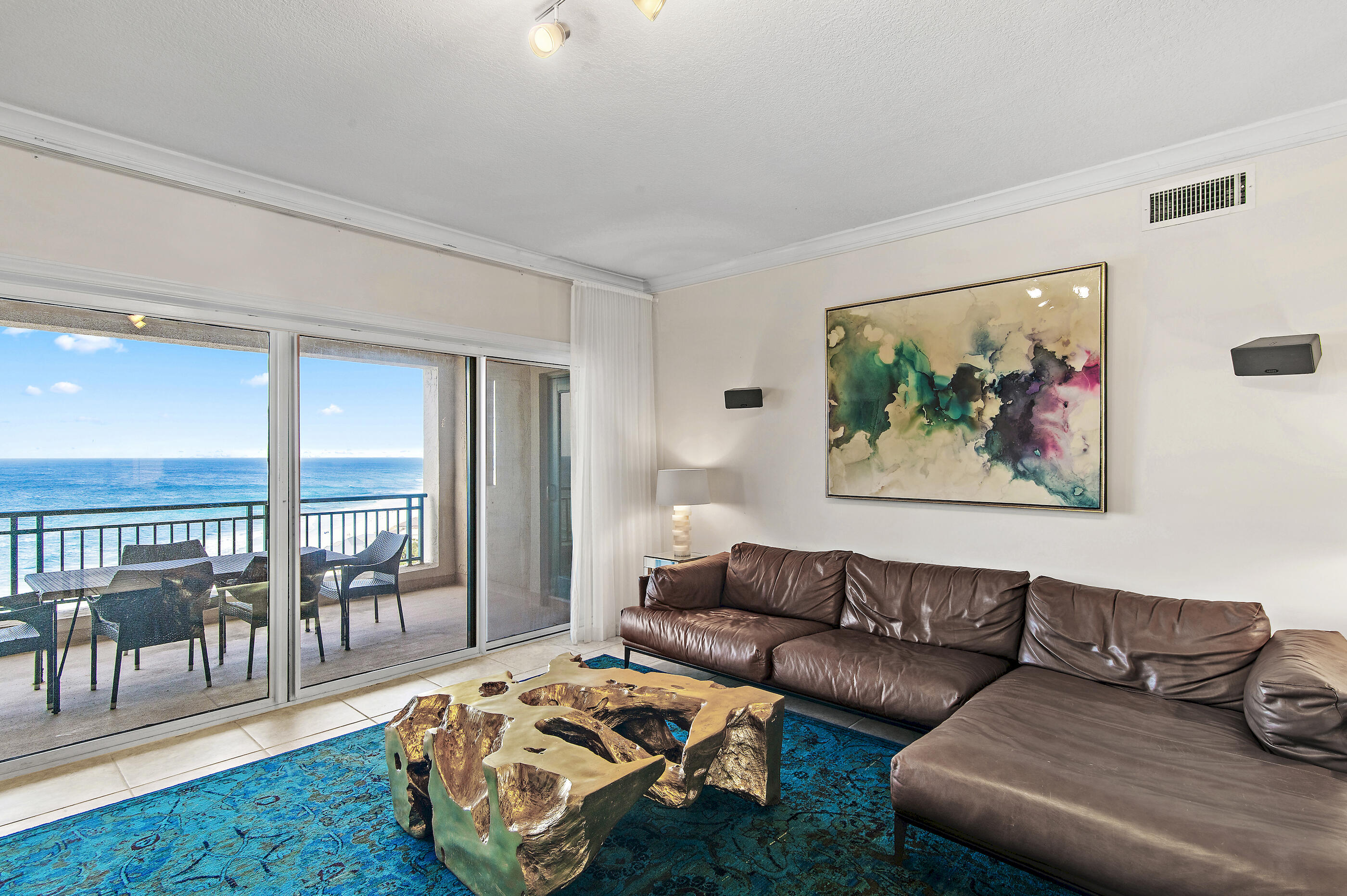 SOUTHWINDS II - Residential