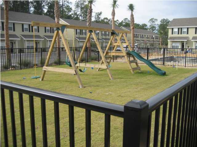PALMS OF FREEPORT - Residential Lease