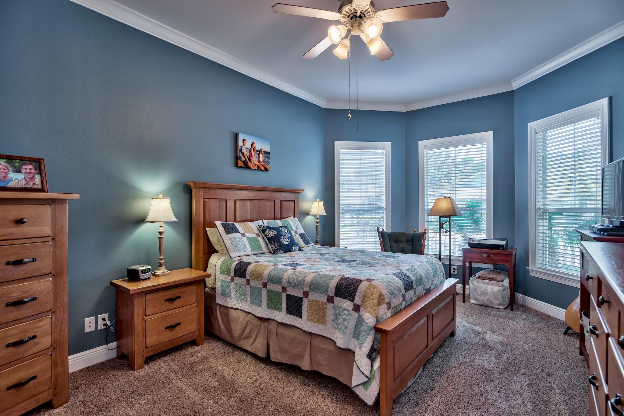 SOVEREIGN ISLE S/D - Residential