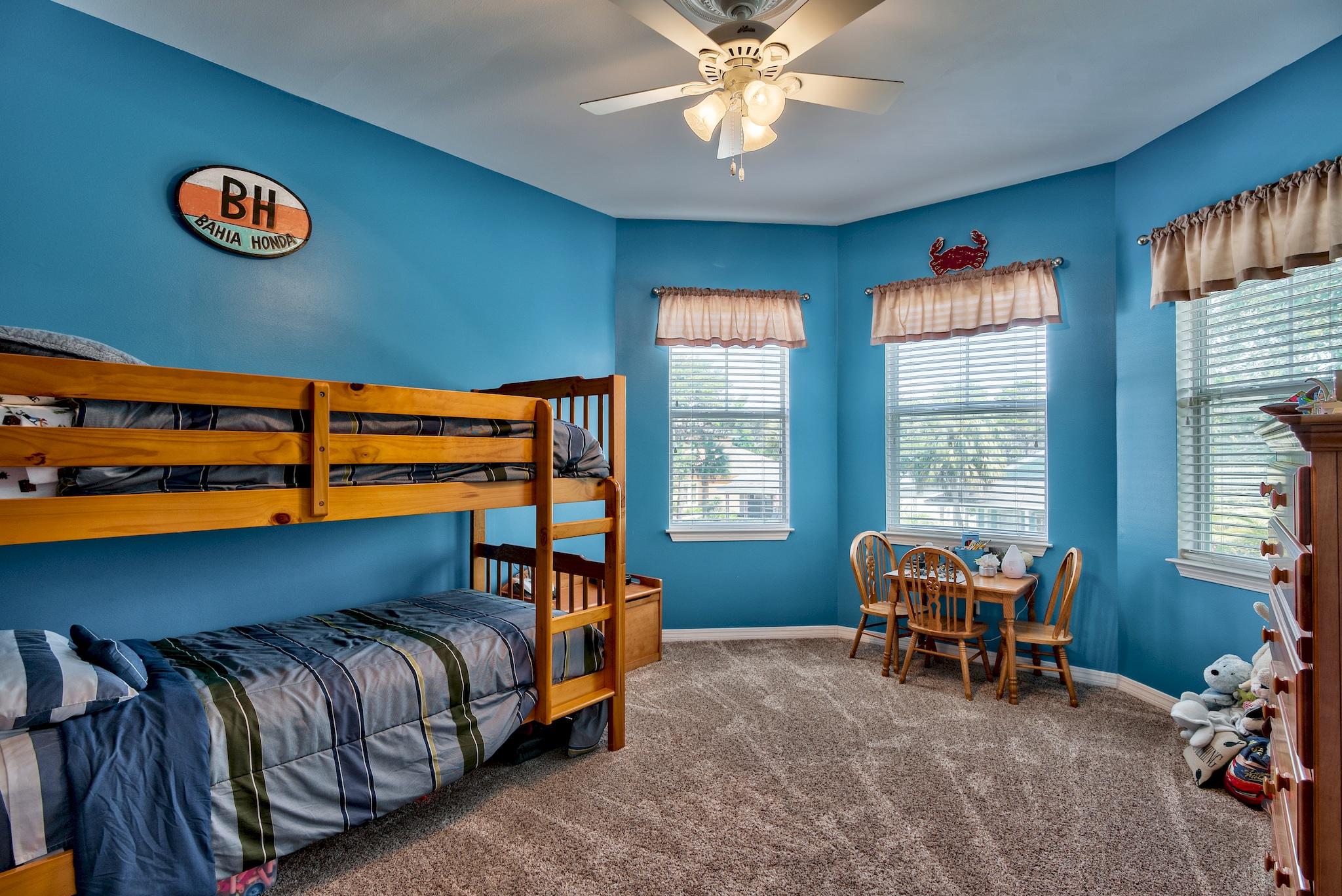 SOVEREIGN ISLE S/D - Residential