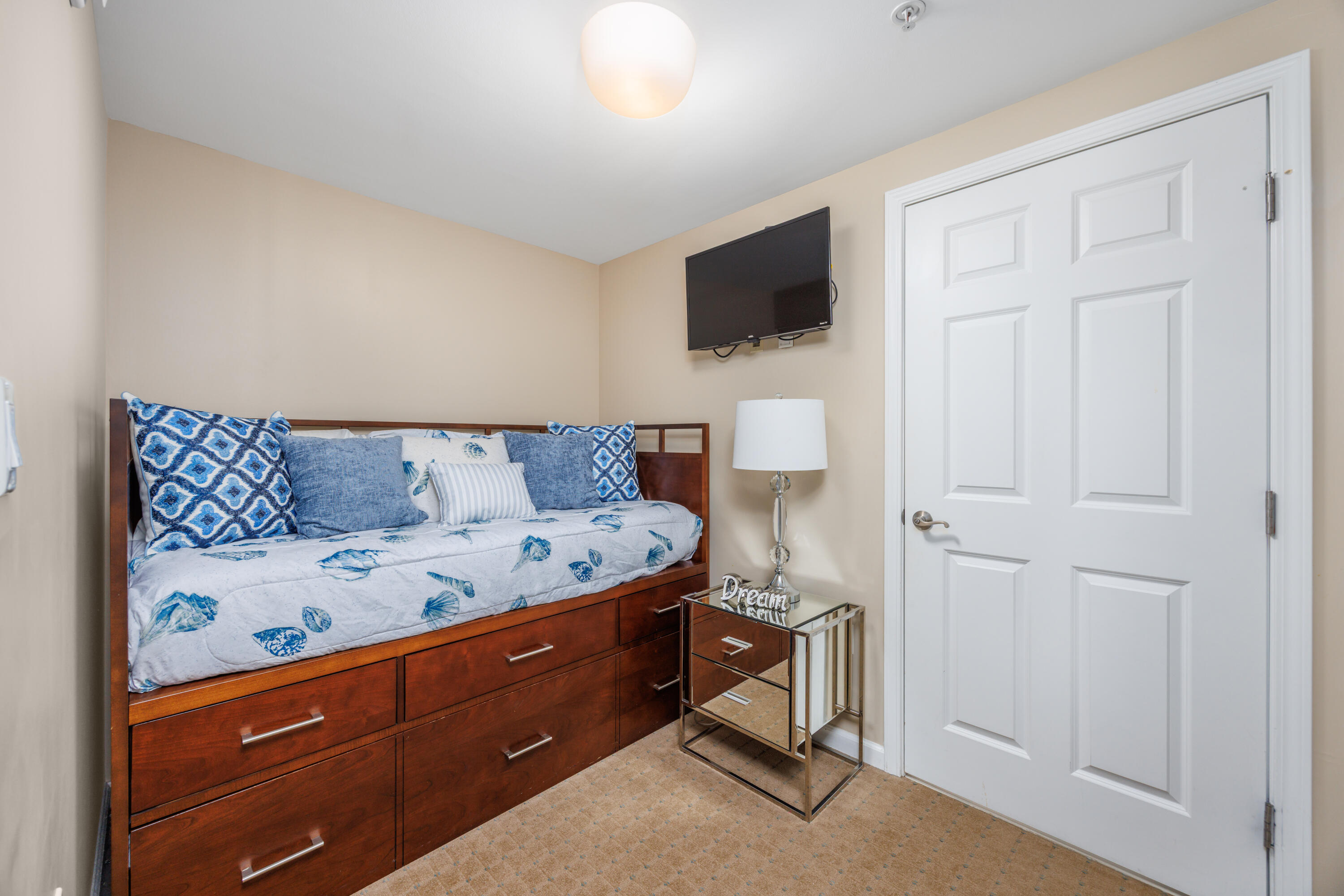 THE PALMS OF DESTIN - Residential