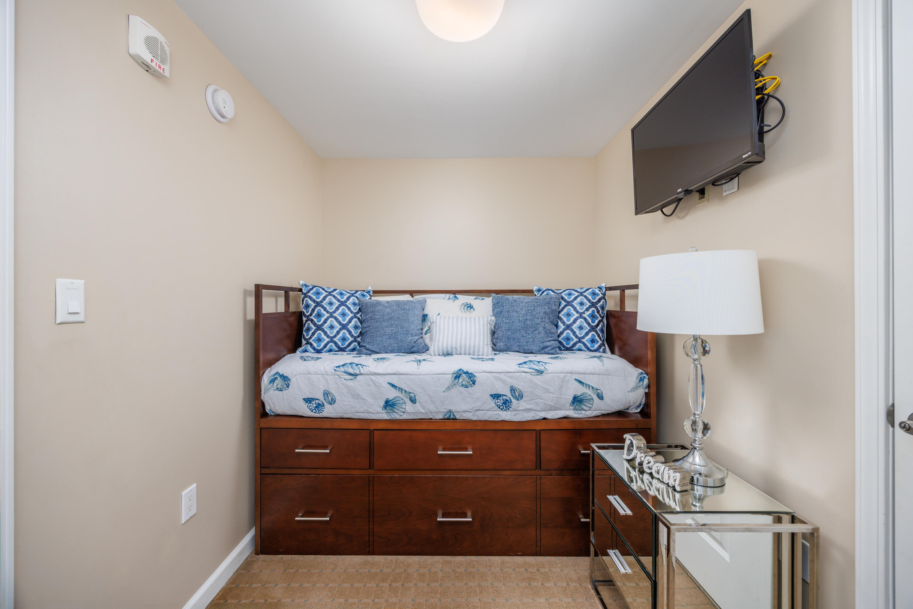 THE PALMS OF DESTIN - Residential