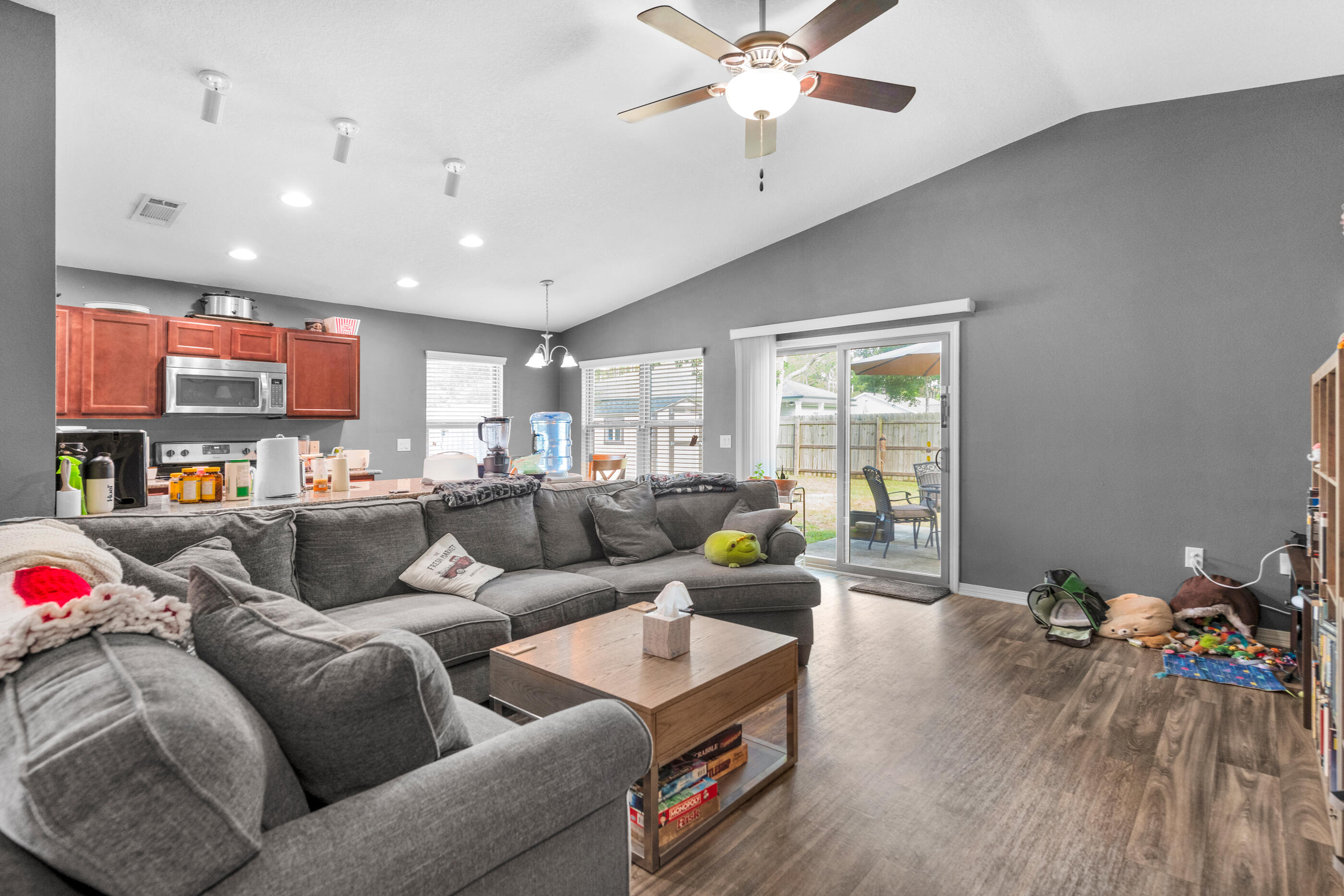SEROSA ESTATES - Residential
