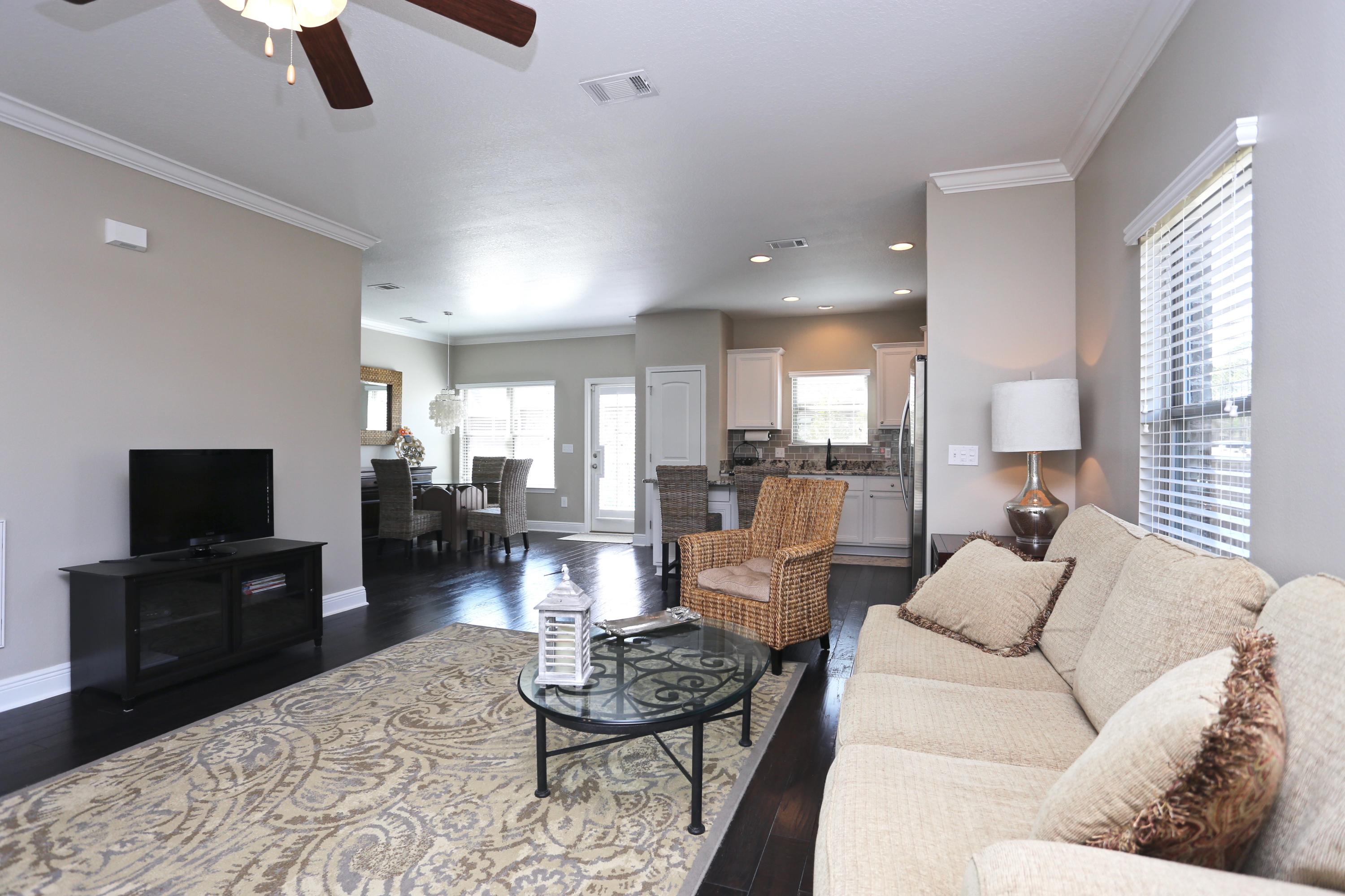 WINDSOR ESTATES - Residential