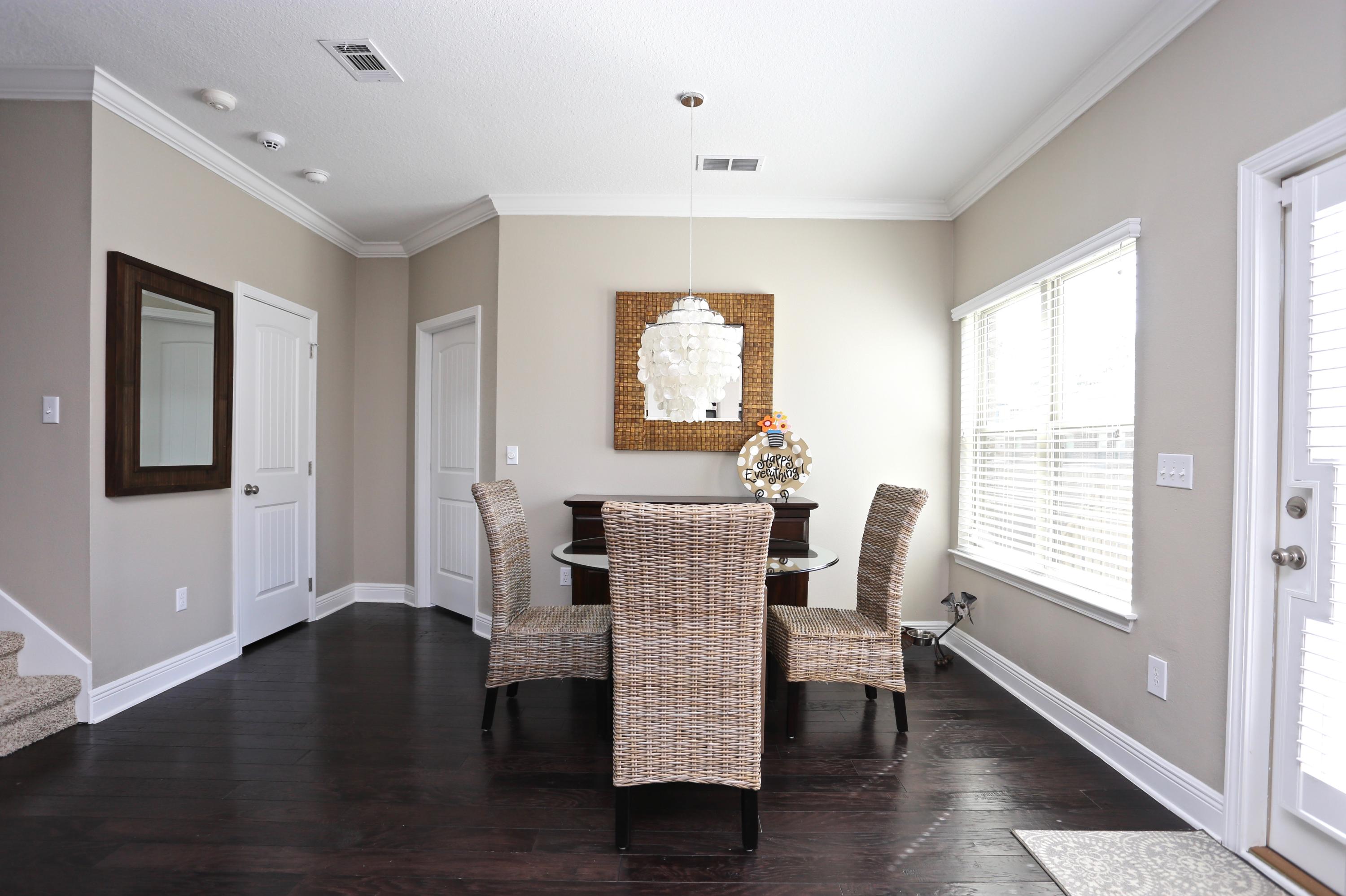 WINDSOR ESTATES - Residential