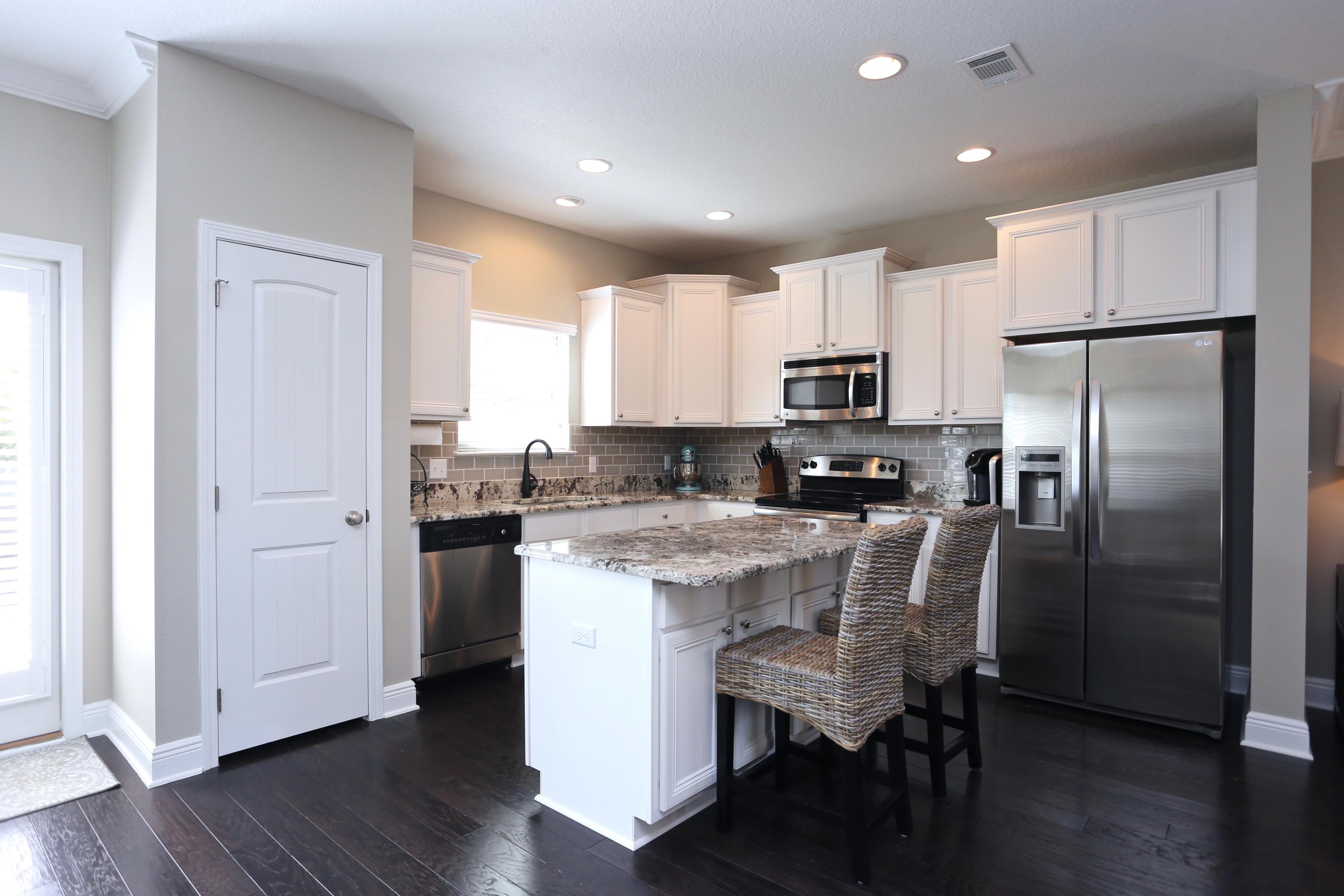 WINDSOR ESTATES - Residential