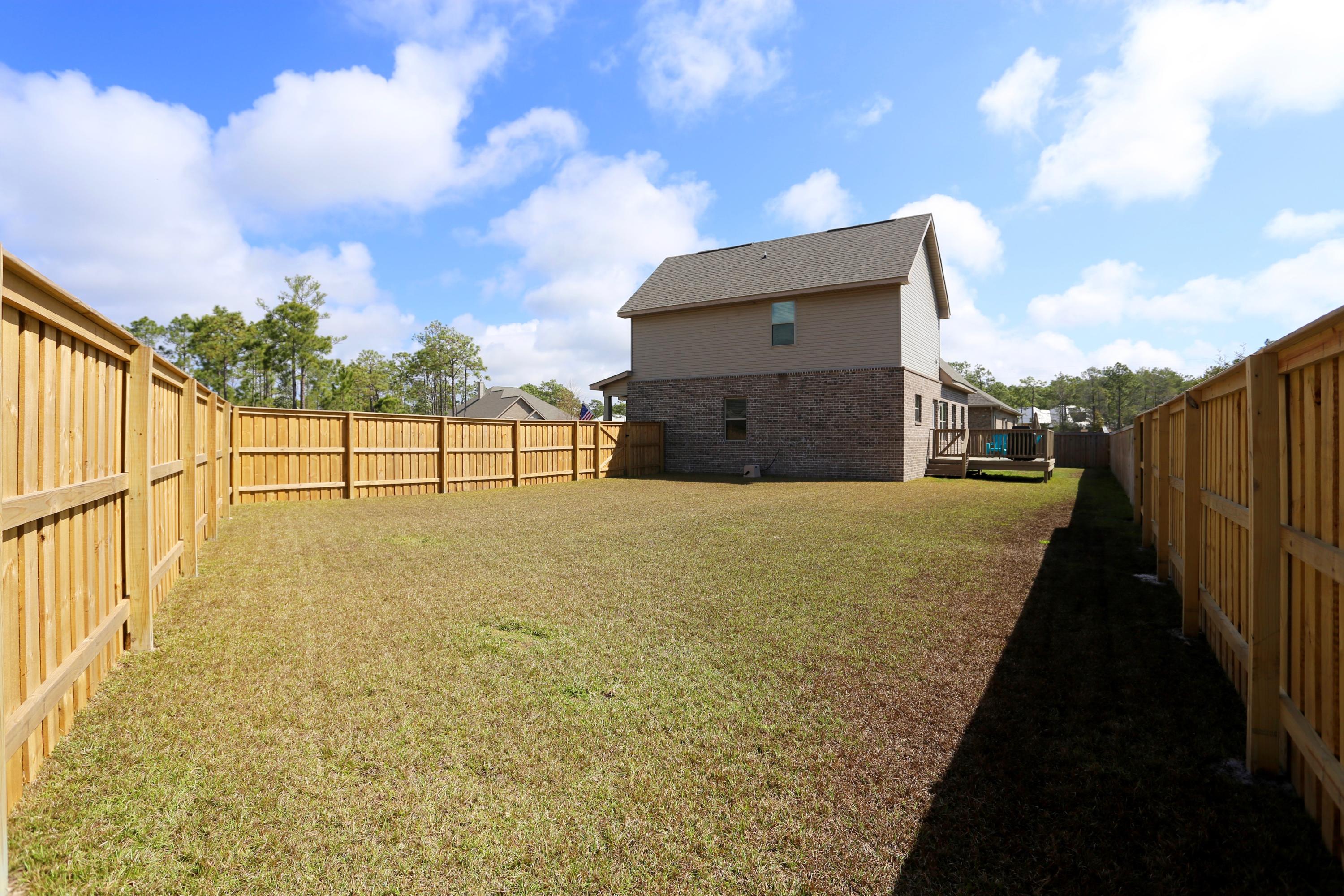 WINDSOR ESTATES - Residential