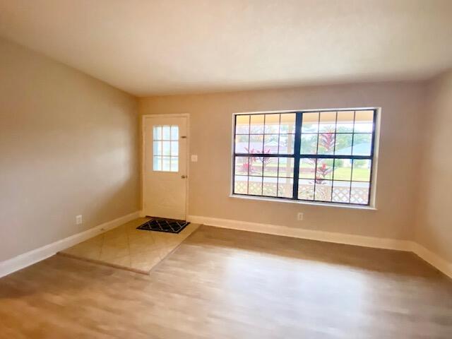 GULF MANOR S/D LOT 1 BLK C - Residential Lease