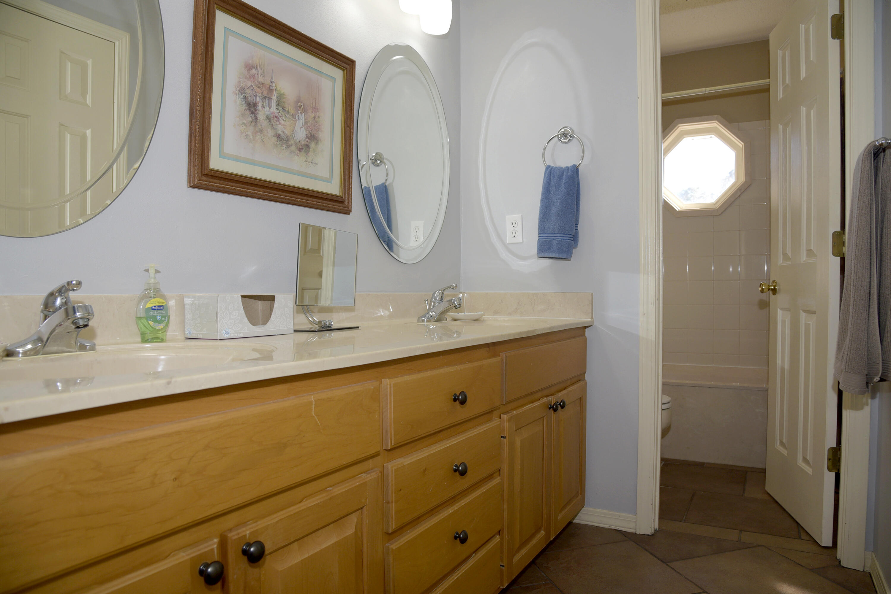 DANA POINTE - Residential