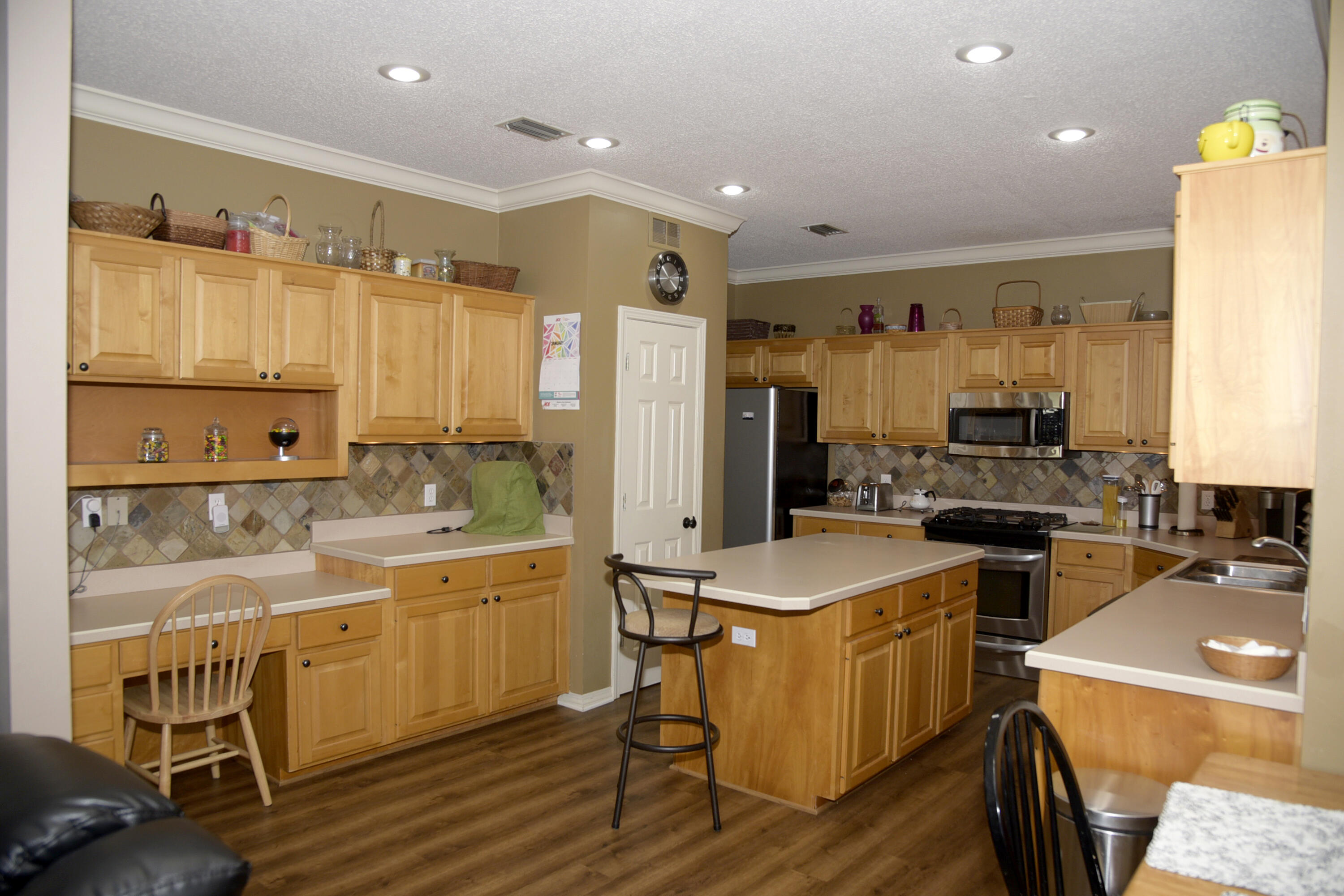 DANA POINTE - Residential