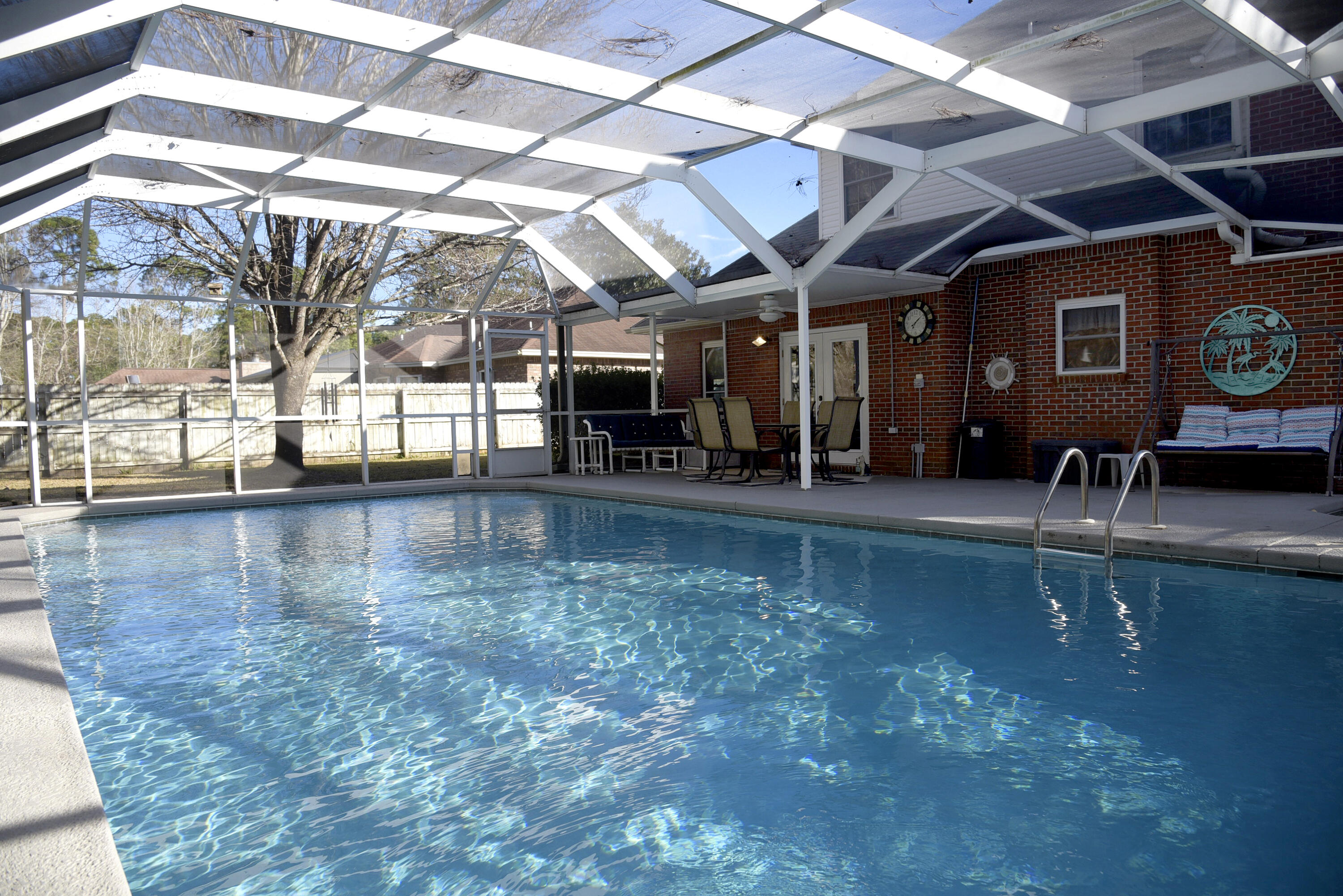 DANA POINTE - Residential