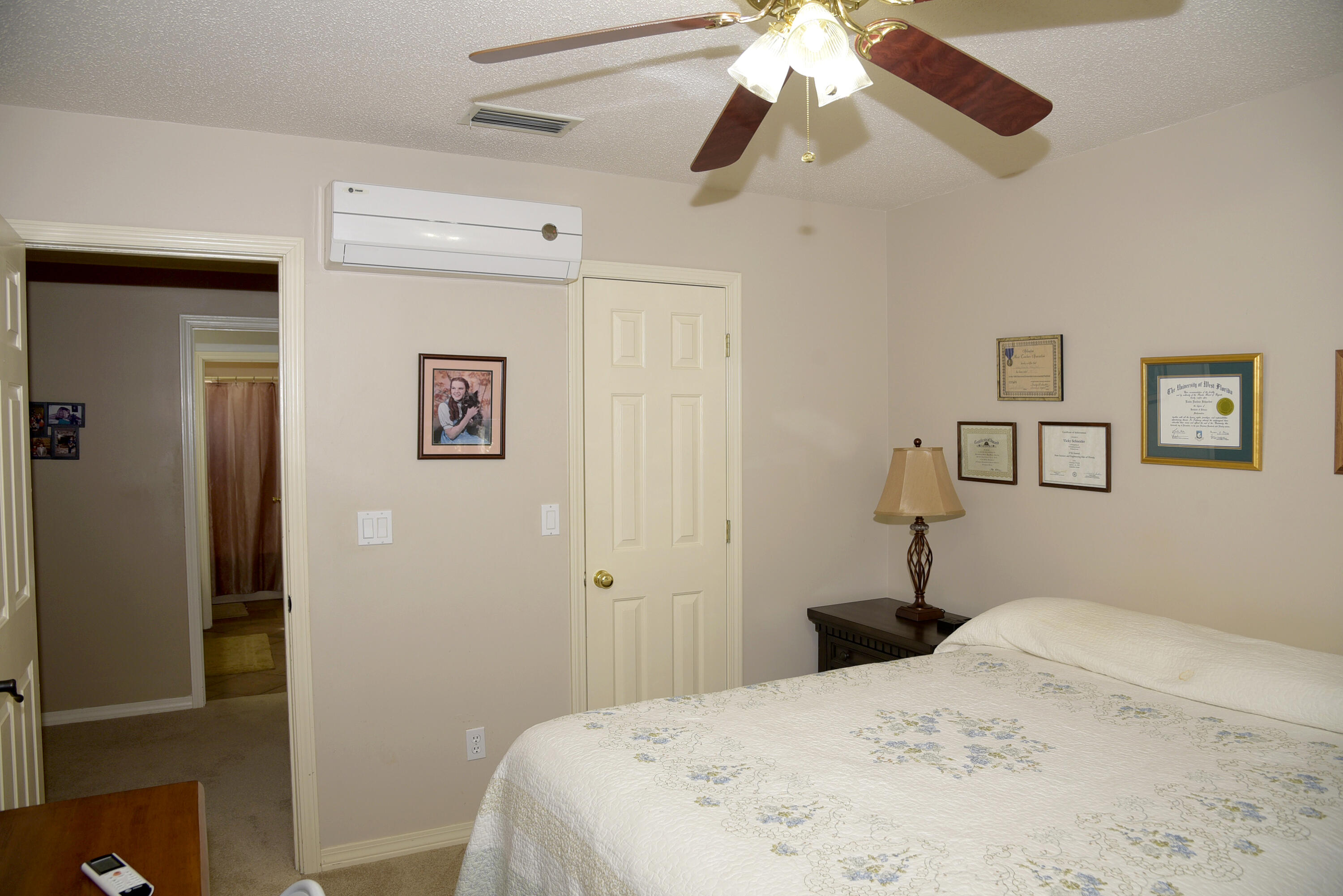 DANA POINTE - Residential