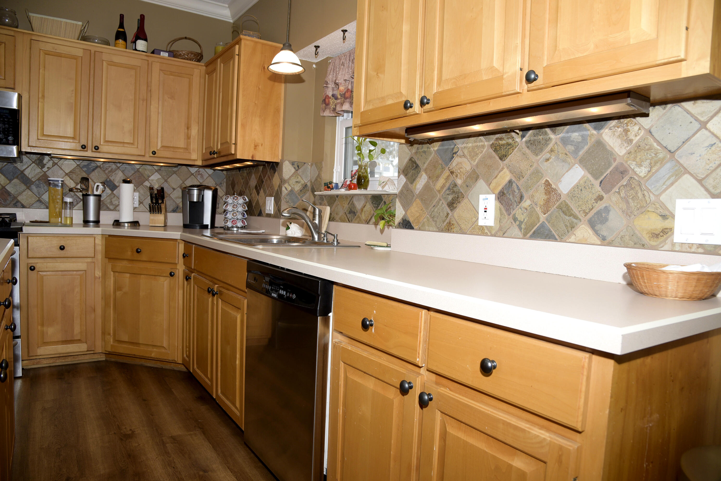 DANA POINTE - Residential