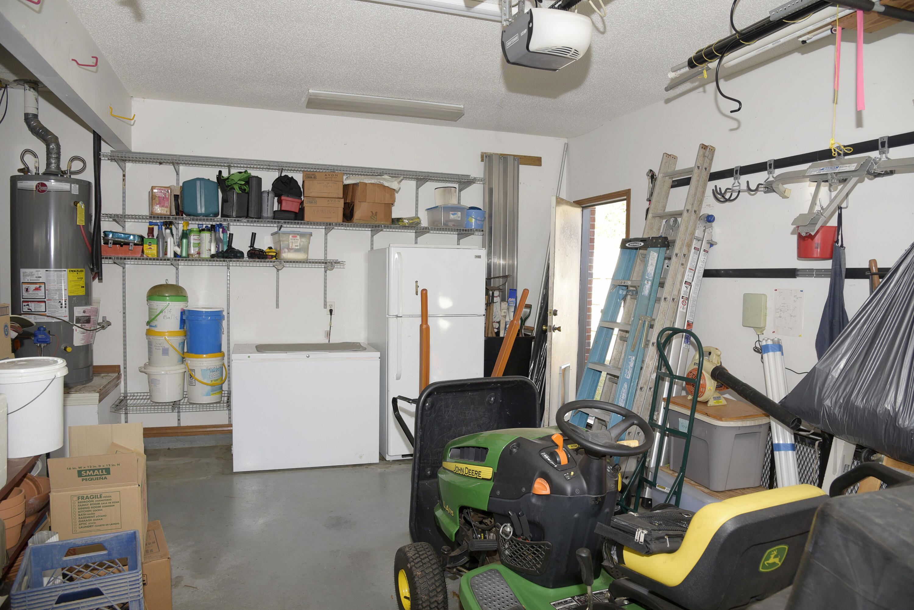 DANA POINTE - Residential