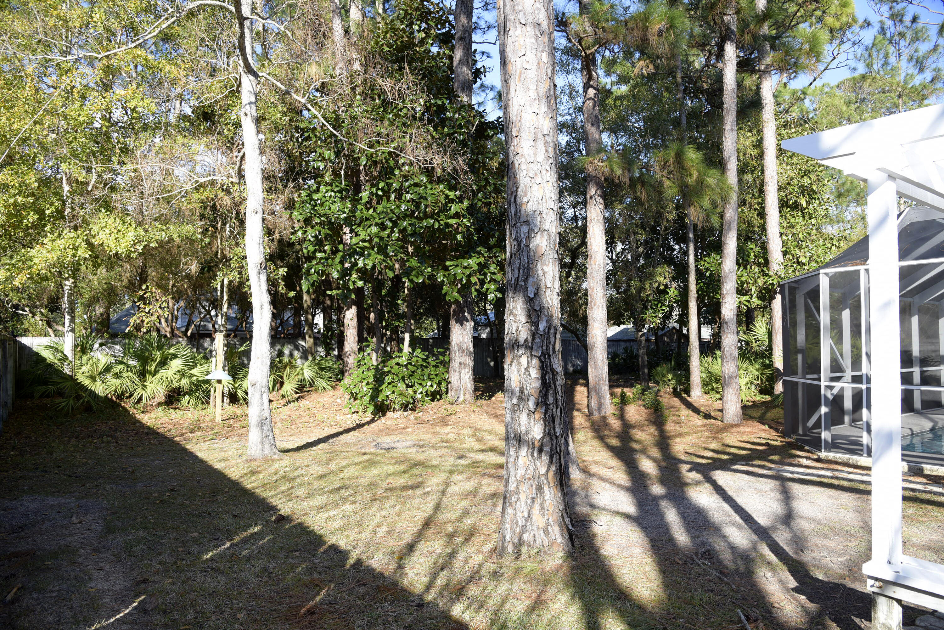 DANA POINTE - Residential