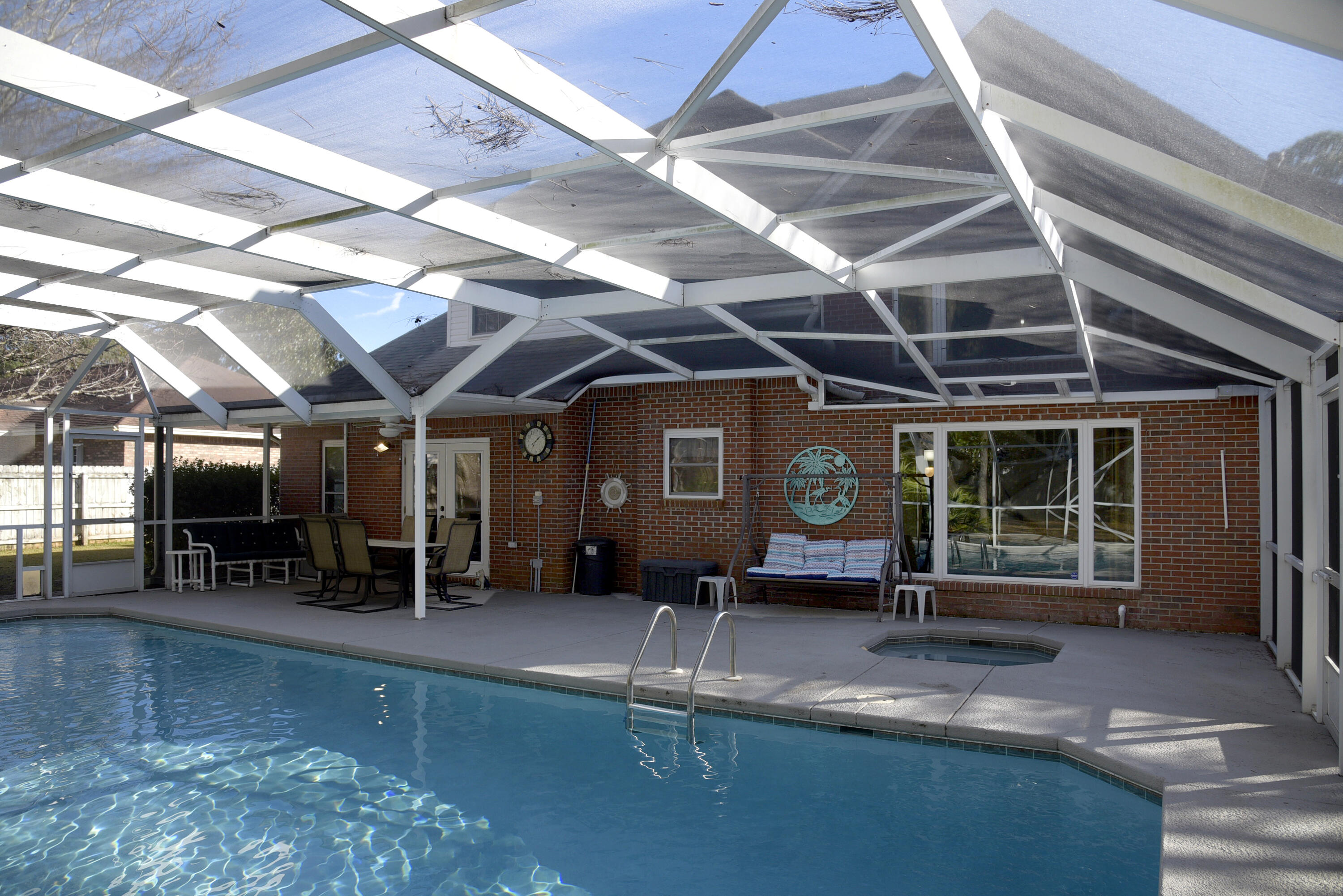 DANA POINTE - Residential