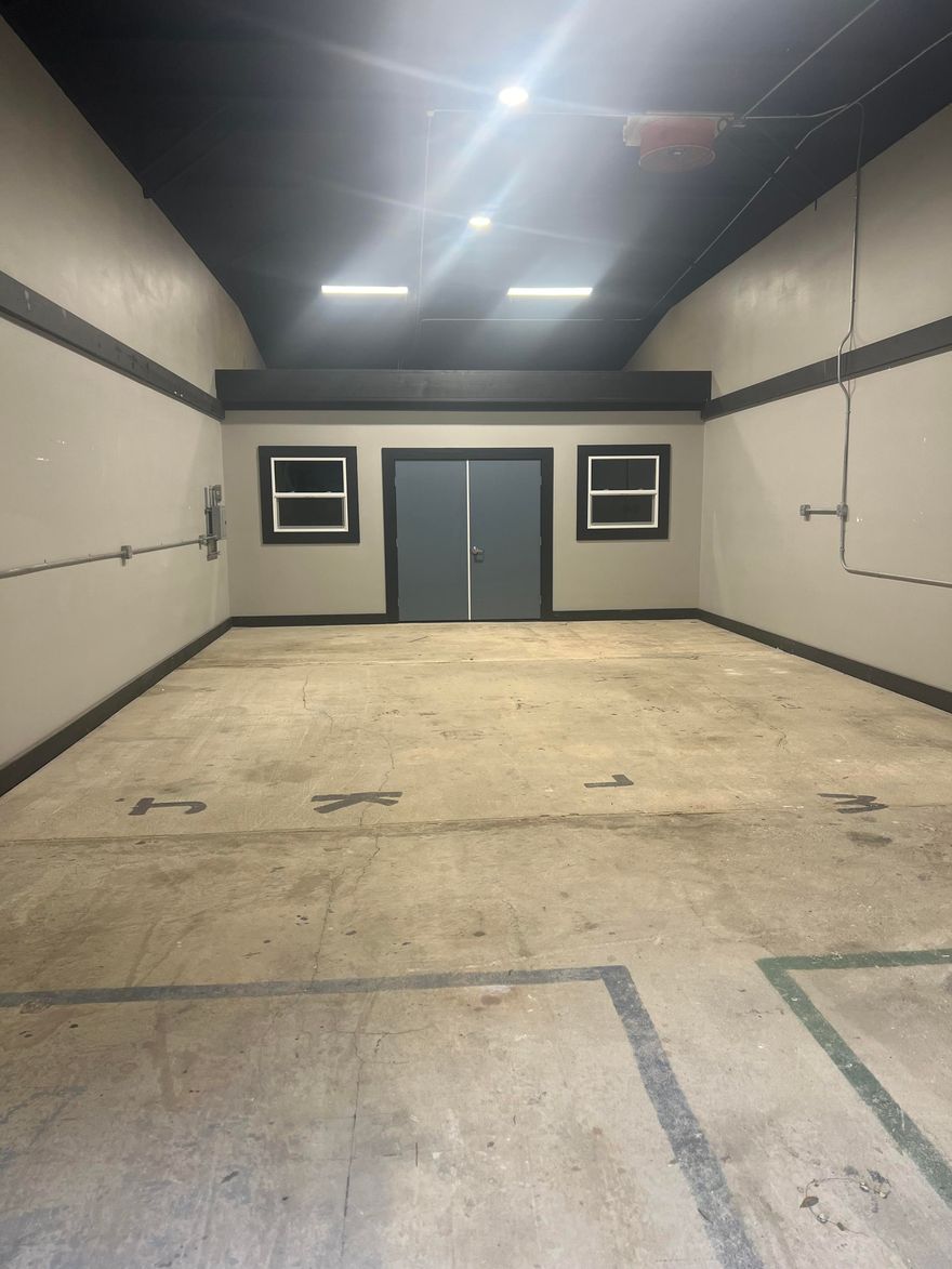 1200 square foot insulated and partially conditioned space. Shared bathrooms and break room. This 1200 sq ft warehouse is part of a larger portion to lease up to 3600 connected warehouse space. A 1200 and 2400 available individually or together. They are connected units. Three phase 400 amp on site. Former CNC/Machine shop with additional offices available if needed.Warehouse comes with yard space. Call to discuss yard space and or other parking options.