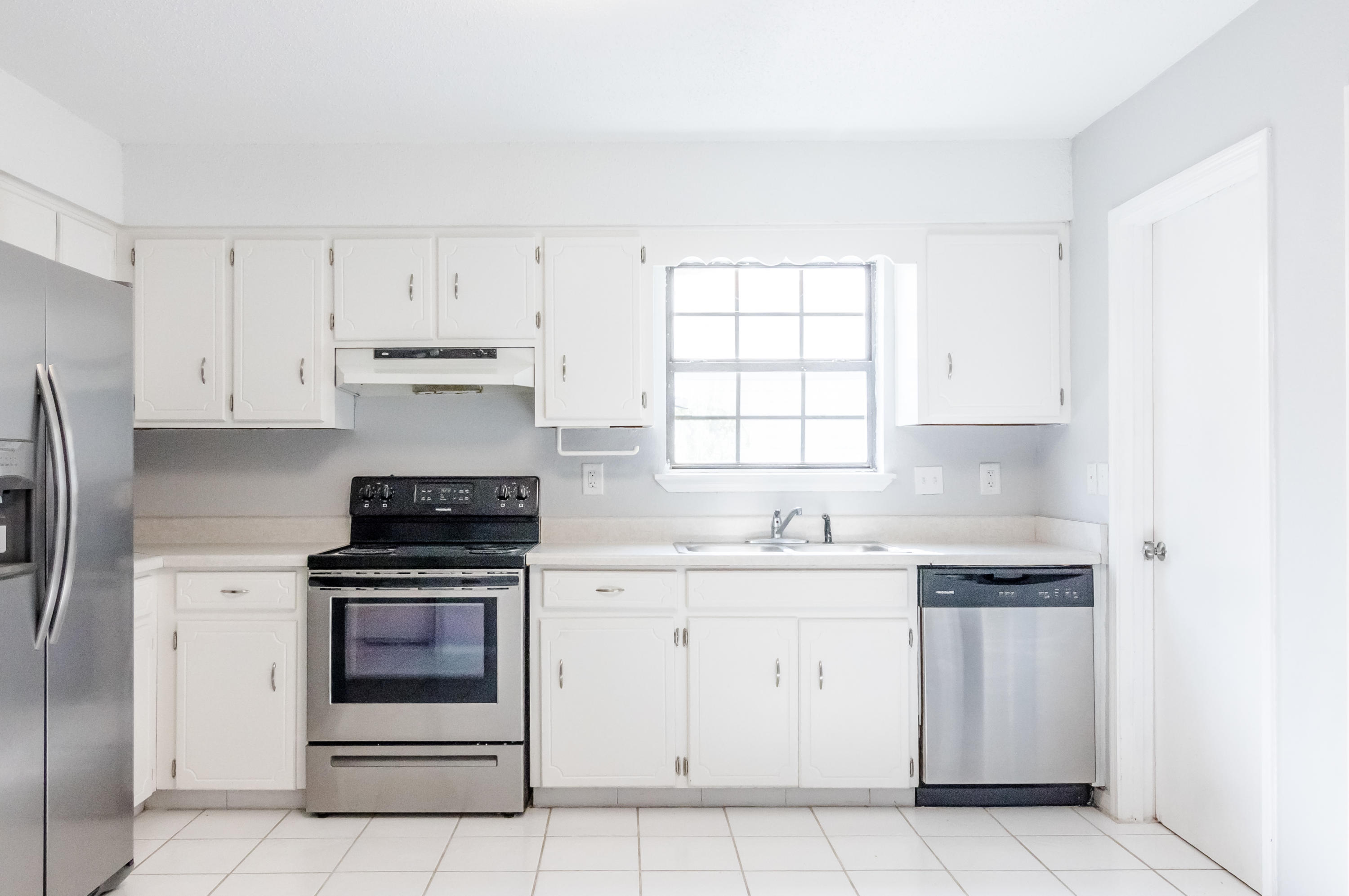 MCLAUGHLIN & HARRIS - Residential Lease