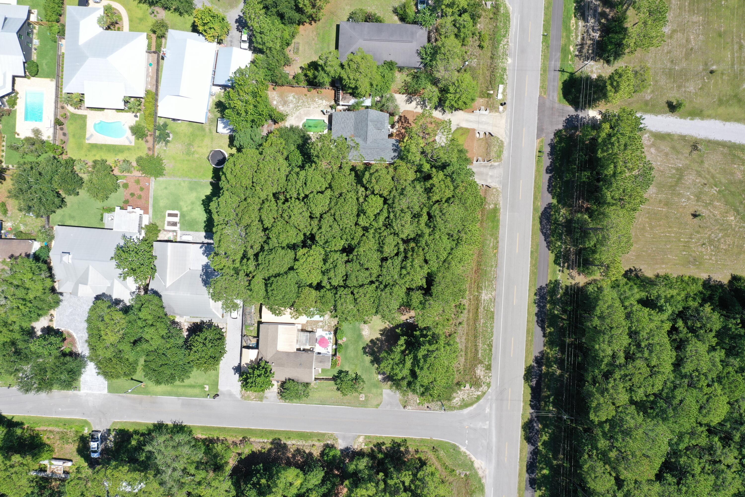 DAUGHETTES AMENDED - Land