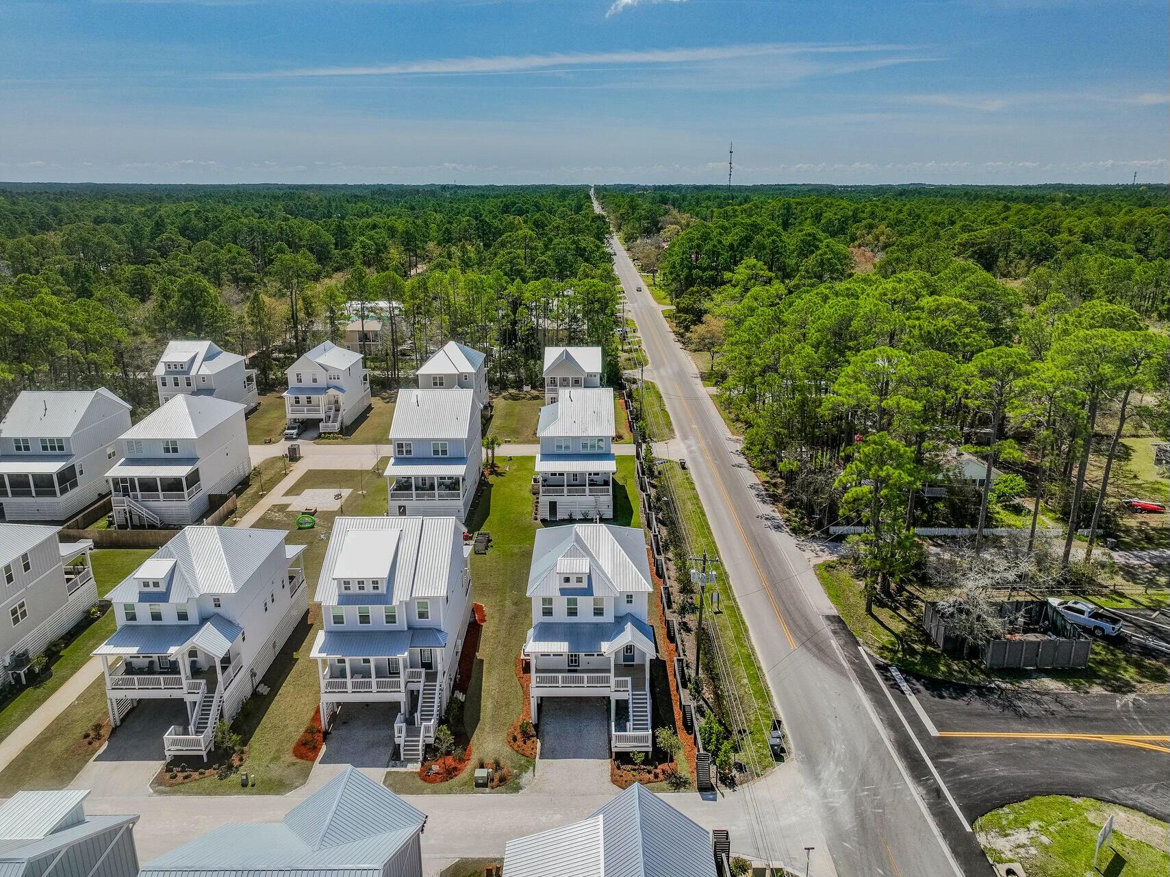 CESSNA VILLAGE - Residential