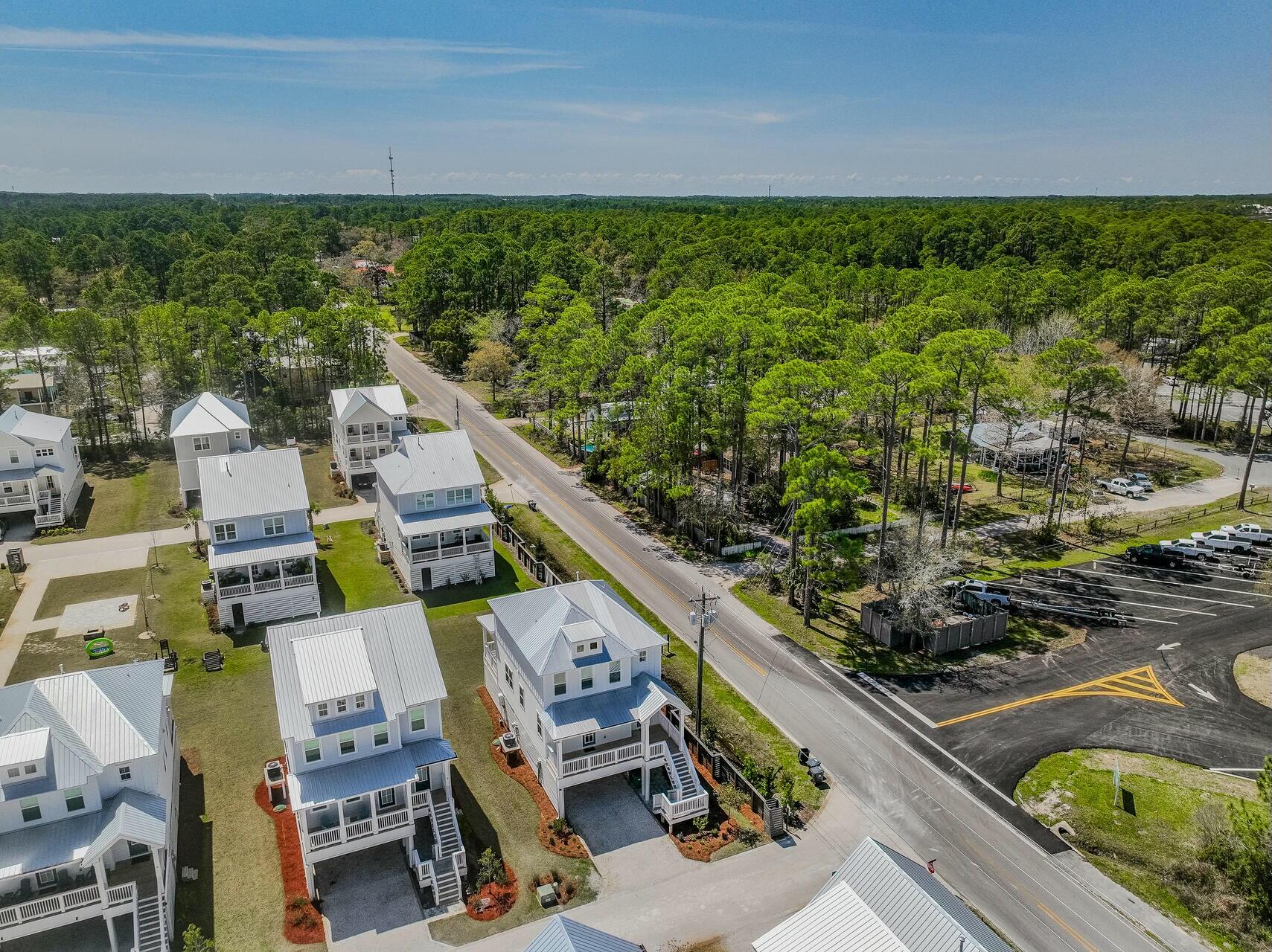 CESSNA VILLAGE - Residential