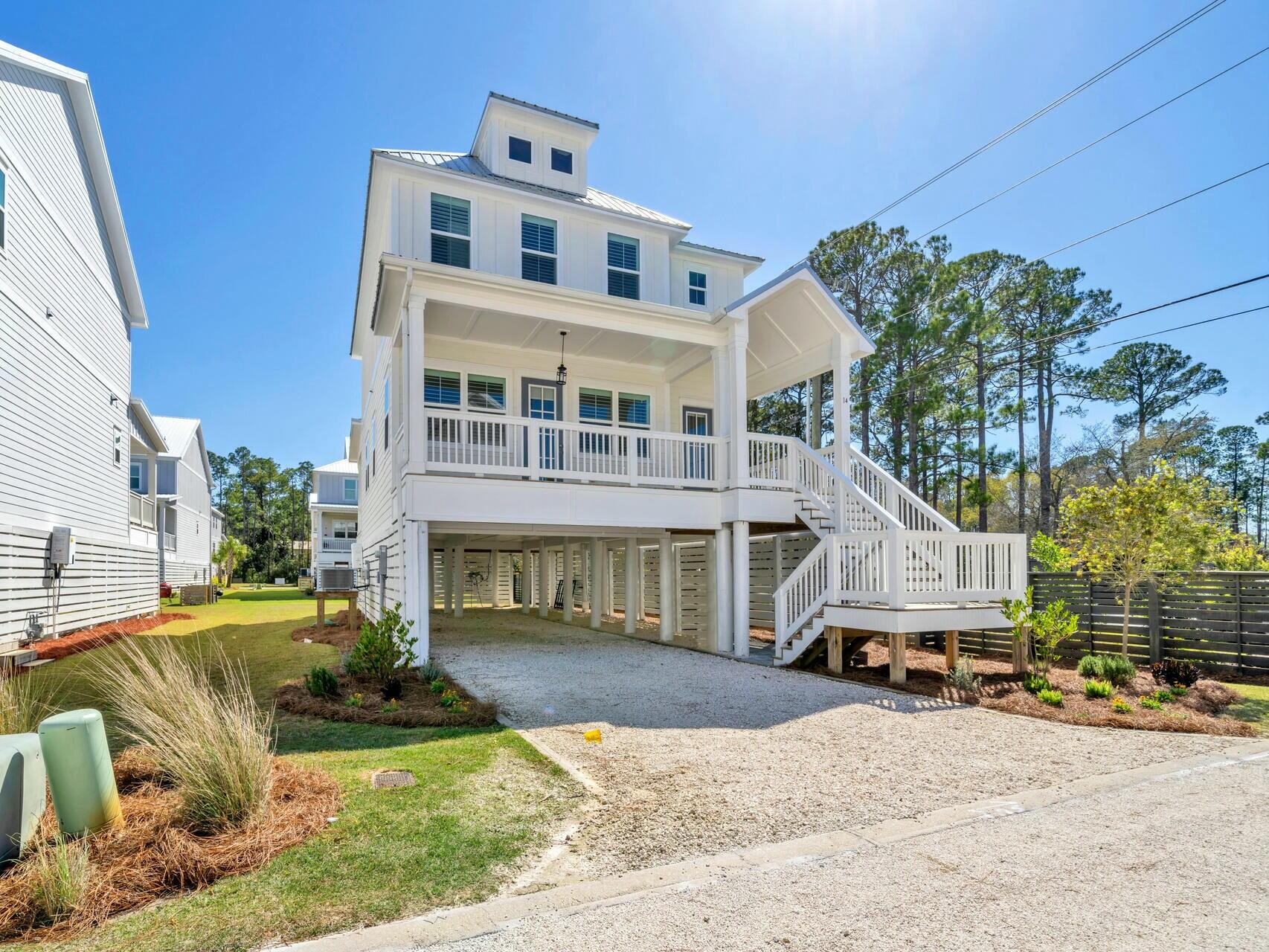 CESSNA VILLAGE - Residential