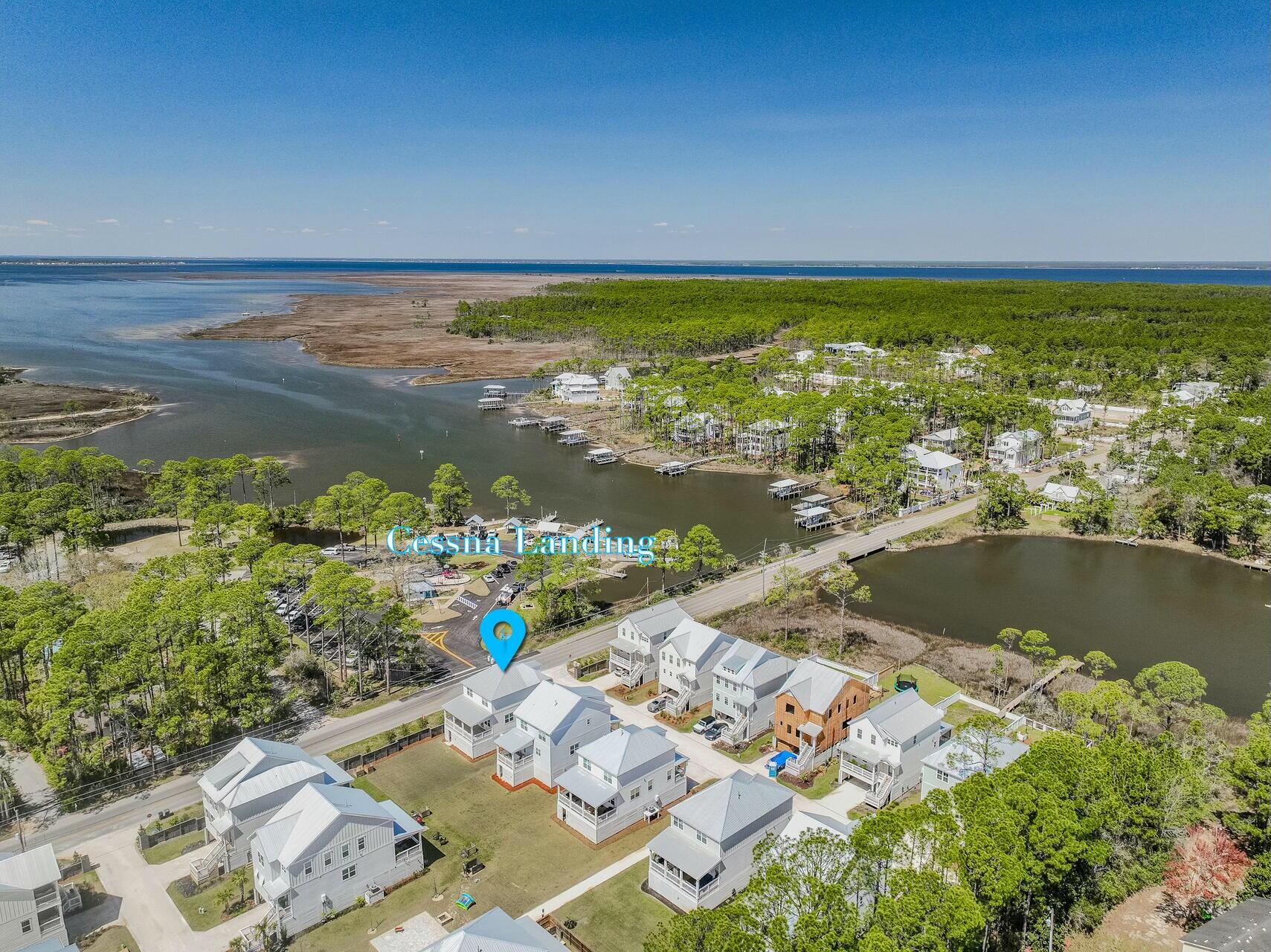 CESSNA VILLAGE - Residential